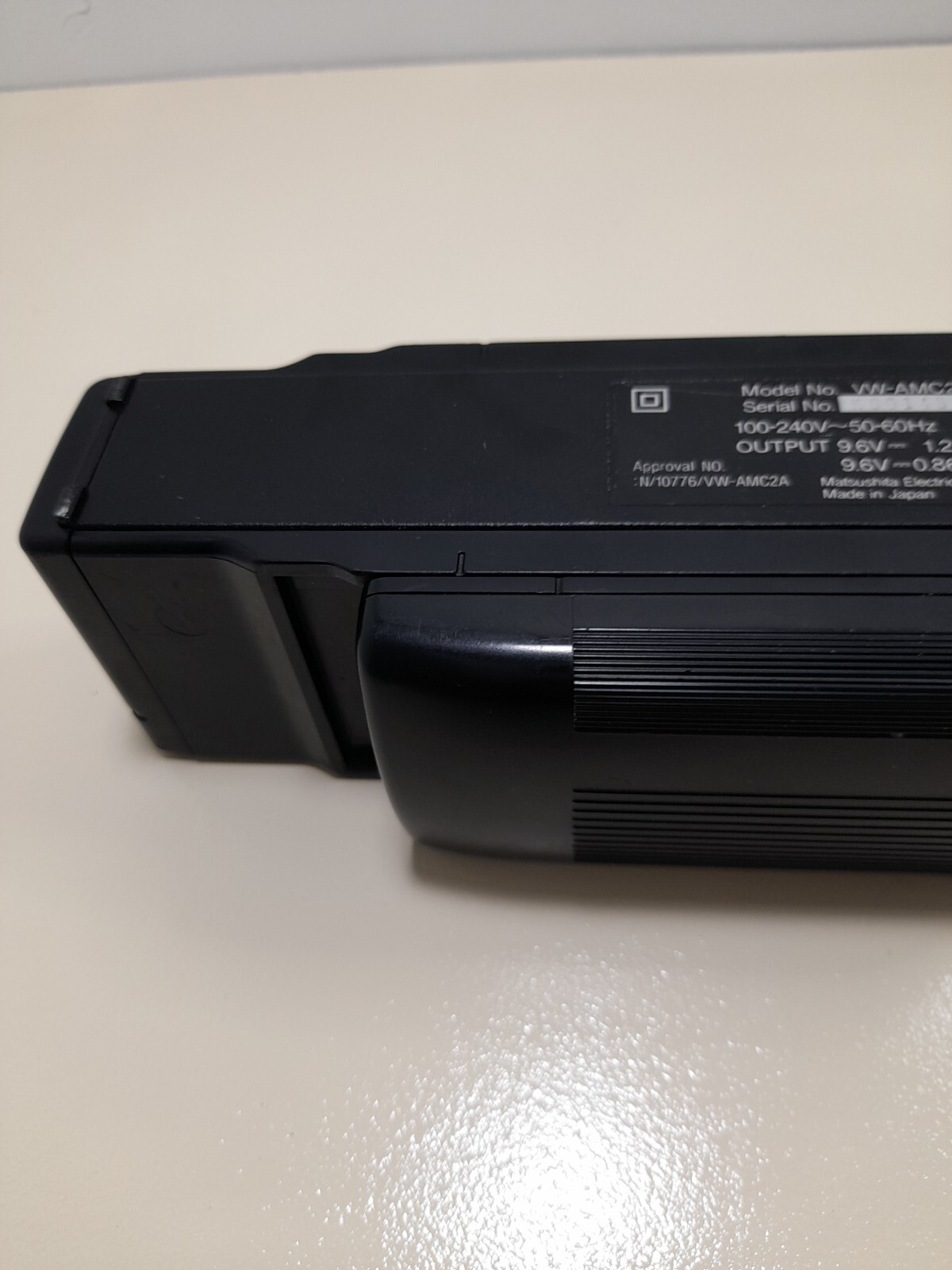 Panasonic VW-AMC2A power supply charger for video camera 9.6V DC X1 Battery