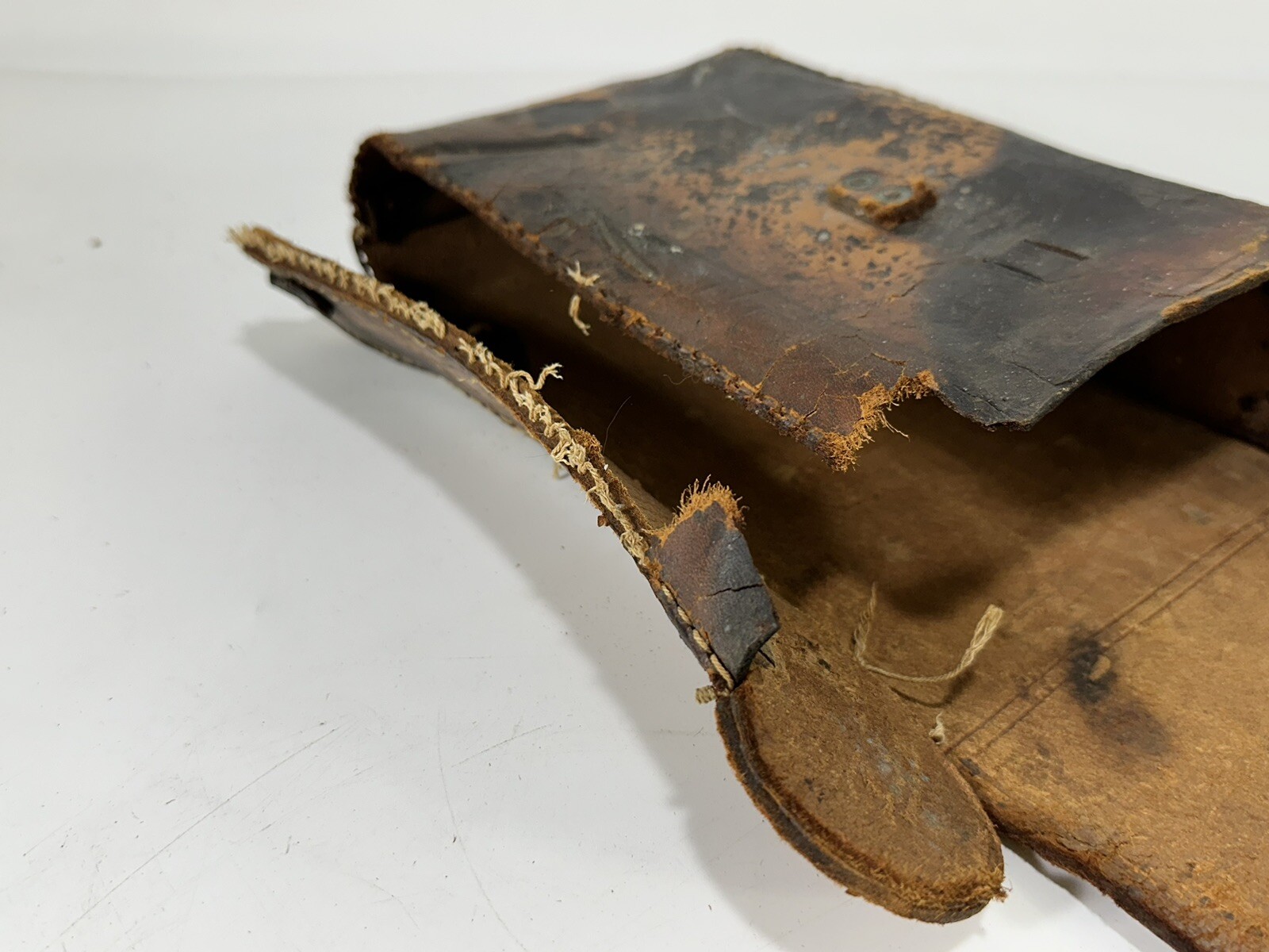 Antique Brown Hard Leather Case Bag for Folding Camera ~ Rough Condition