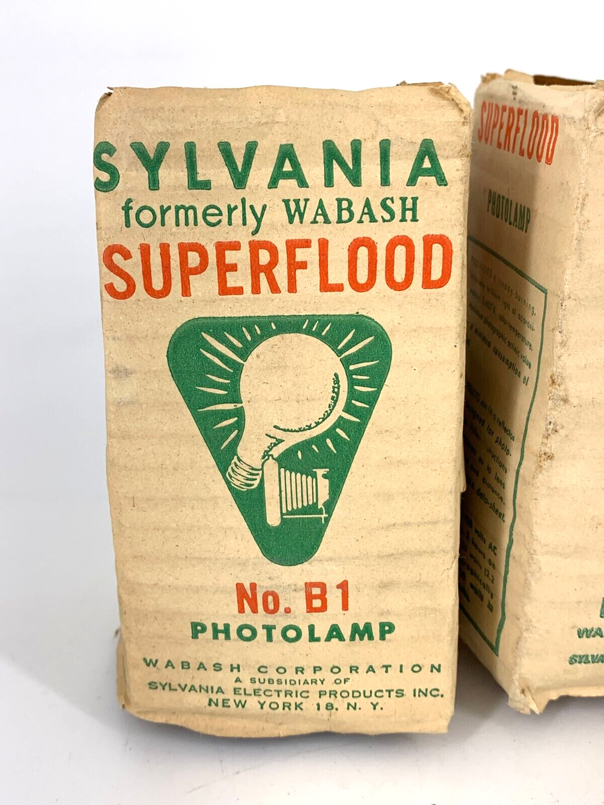 (4) Sylvania Superflood Flash Bulbs (3) No. 1 & (1) No. 1B