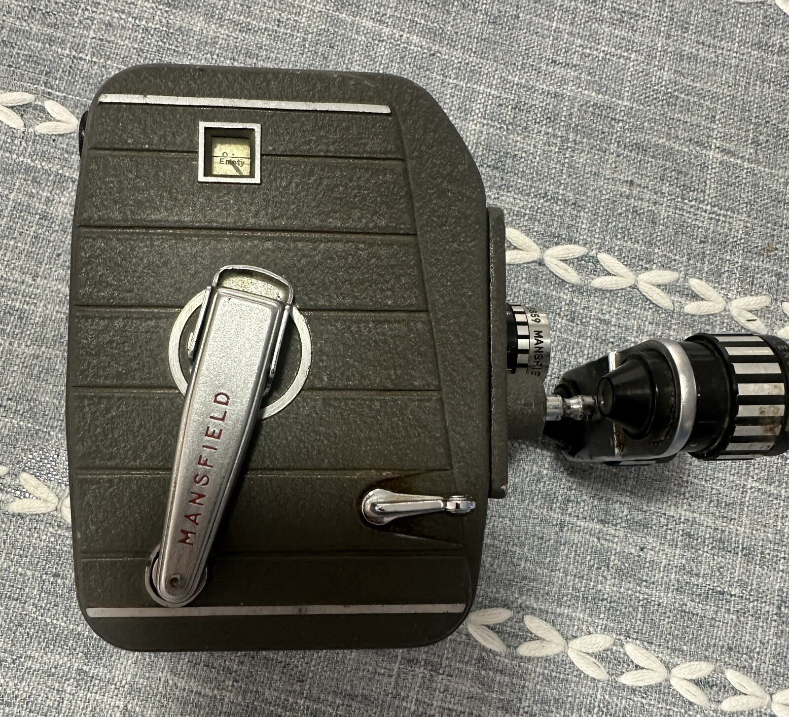 Lot Of 6 Vintage Movie Cameras And A Movie Projector