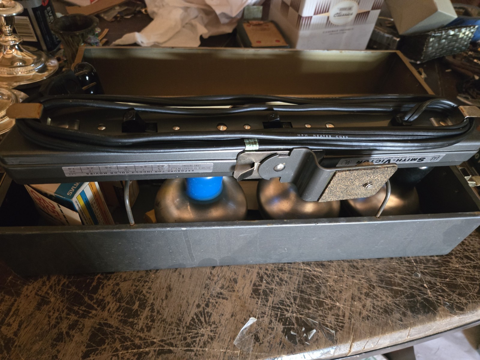 Vintage Smith-Victor L43 Movie Light Bar 4-Socket Camera Mount w/ Case Bulbs