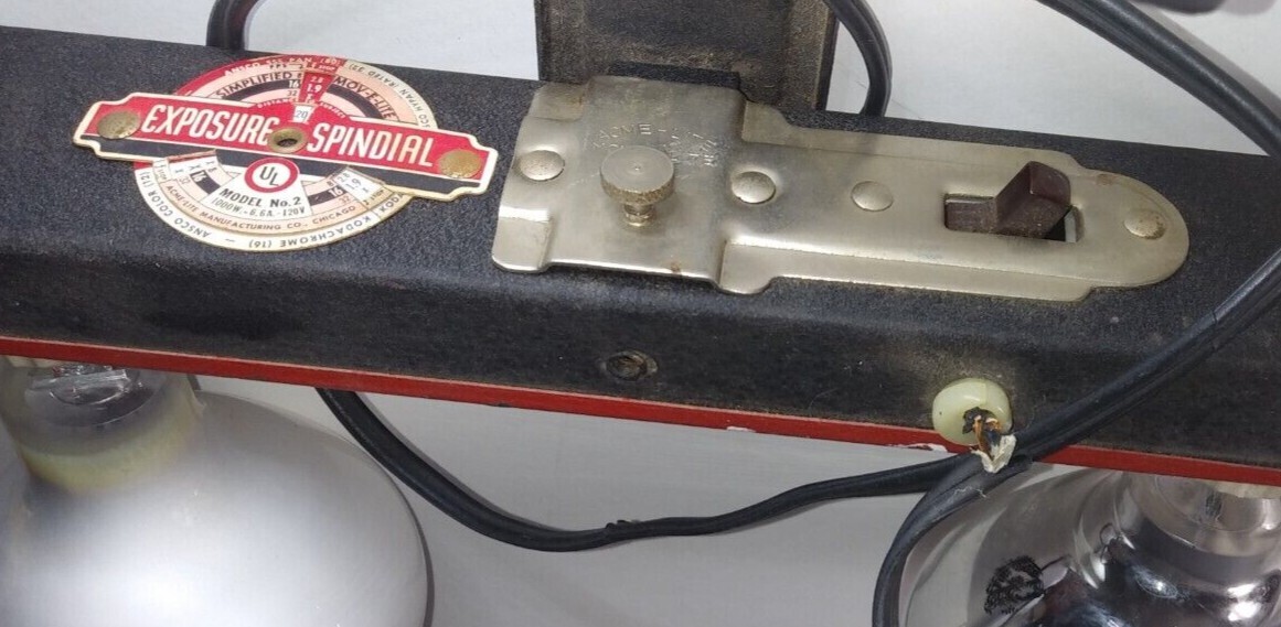lighting-Acme-Lite-mov-e-lite-electric-exposure spindial-two lights-60s vintage-