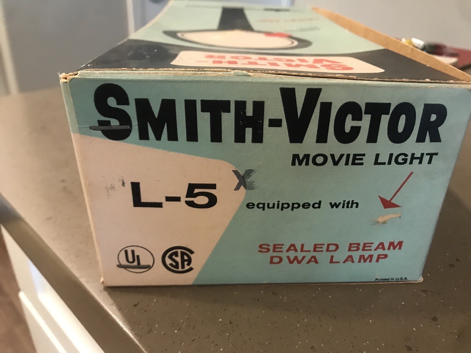 Smith-Victor Model L-5 Compact Movie Light Vintage 1962 Tested Works
