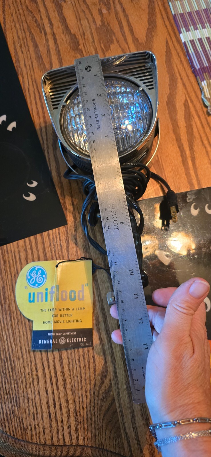 Vintage Lott A Lite Home Movie Lighting Sealed Beam GE Uniflood Lamp 19526