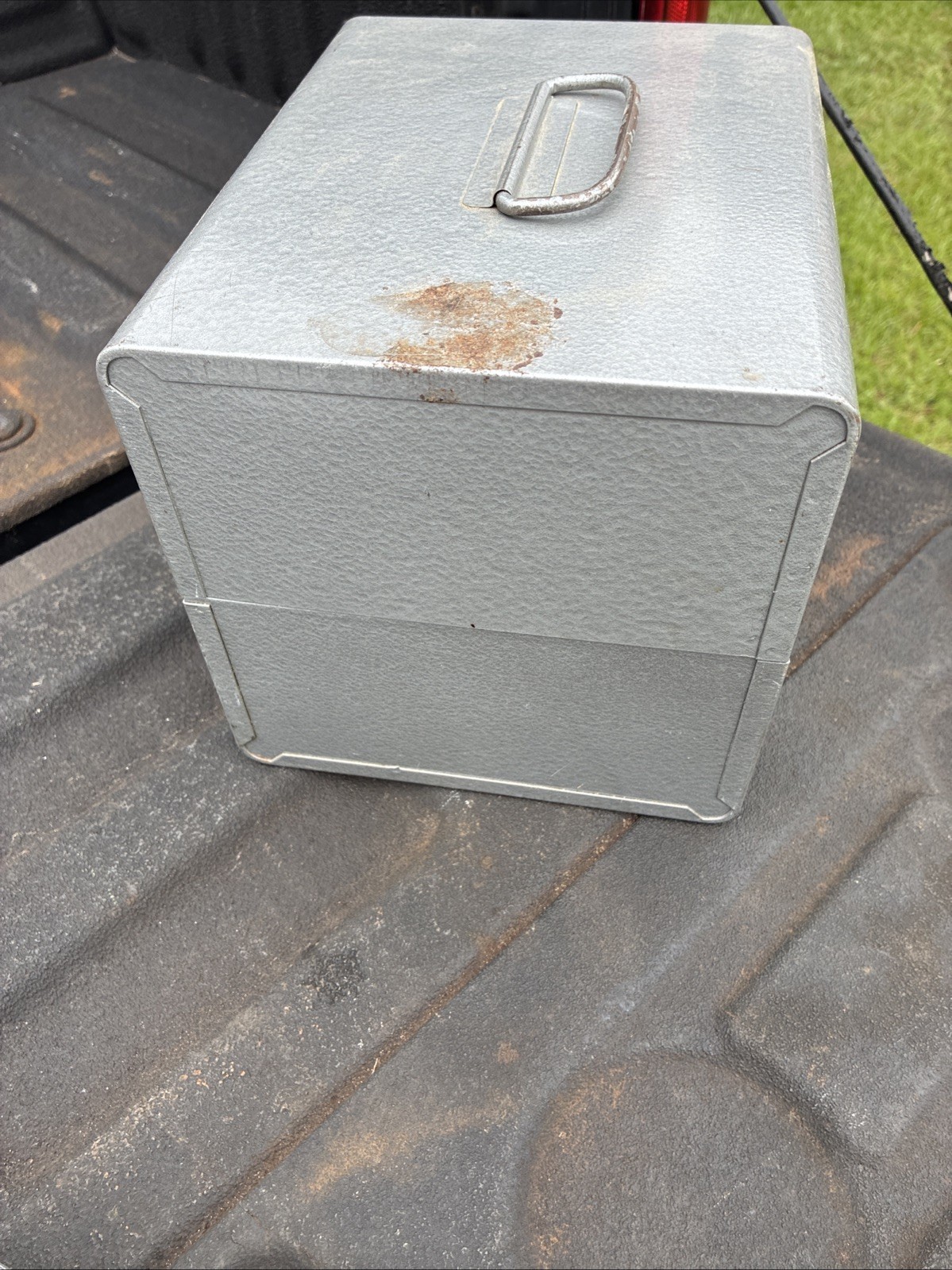 Vintage Brumberger Metal Movie Film Case, Holds 12 Films