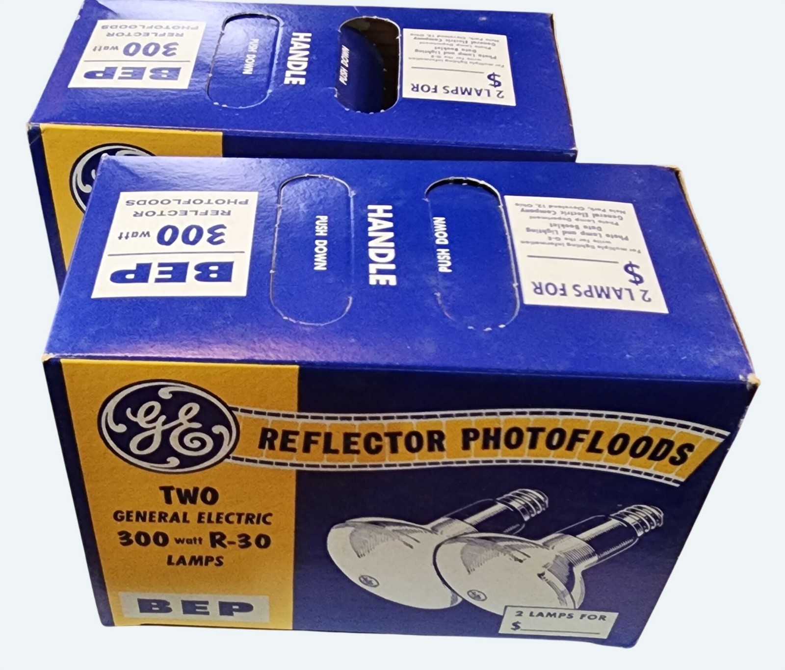 4 Vtg GE Reflector Photofloods 300W R-30 Medium Beam Lamps Photo Movie Lights