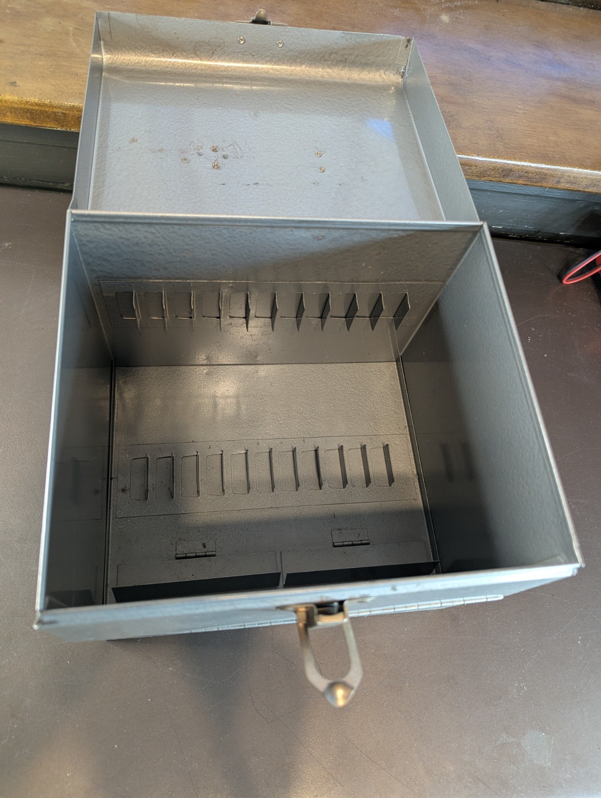 Logan De Luxe vintage steel 12 Slot Movie Reel Storage Case for 8mm x 7″ reels