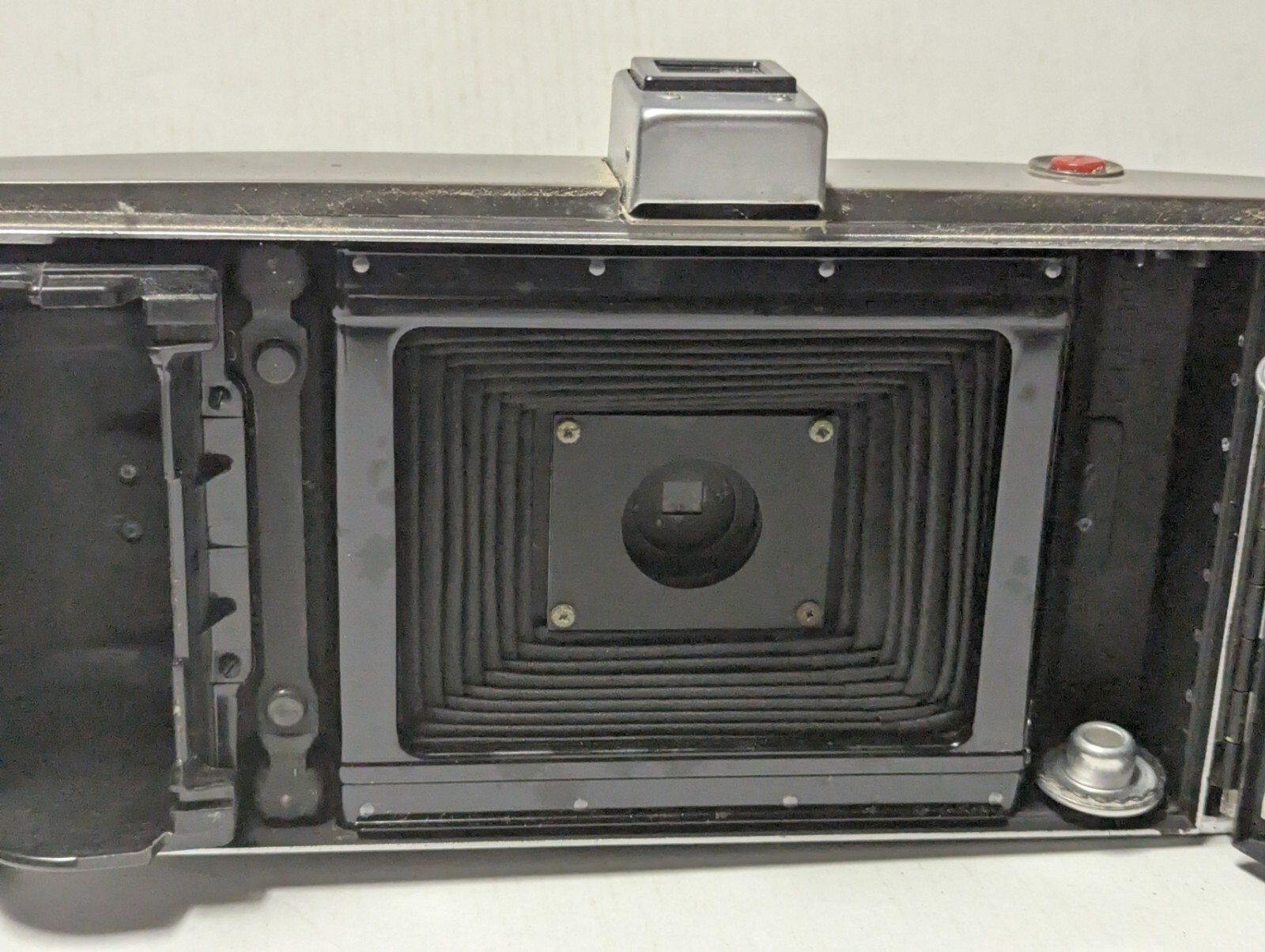 vintage polariod and agfa cameras for display or repair only,untested,dusty