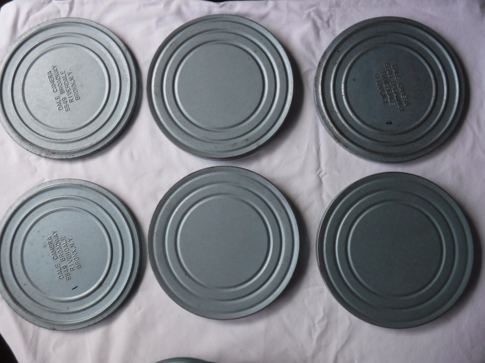 3 Vintage Metal Film Movie Canisters Reels 7″ Broadway NY Tin Green Tins 8mm