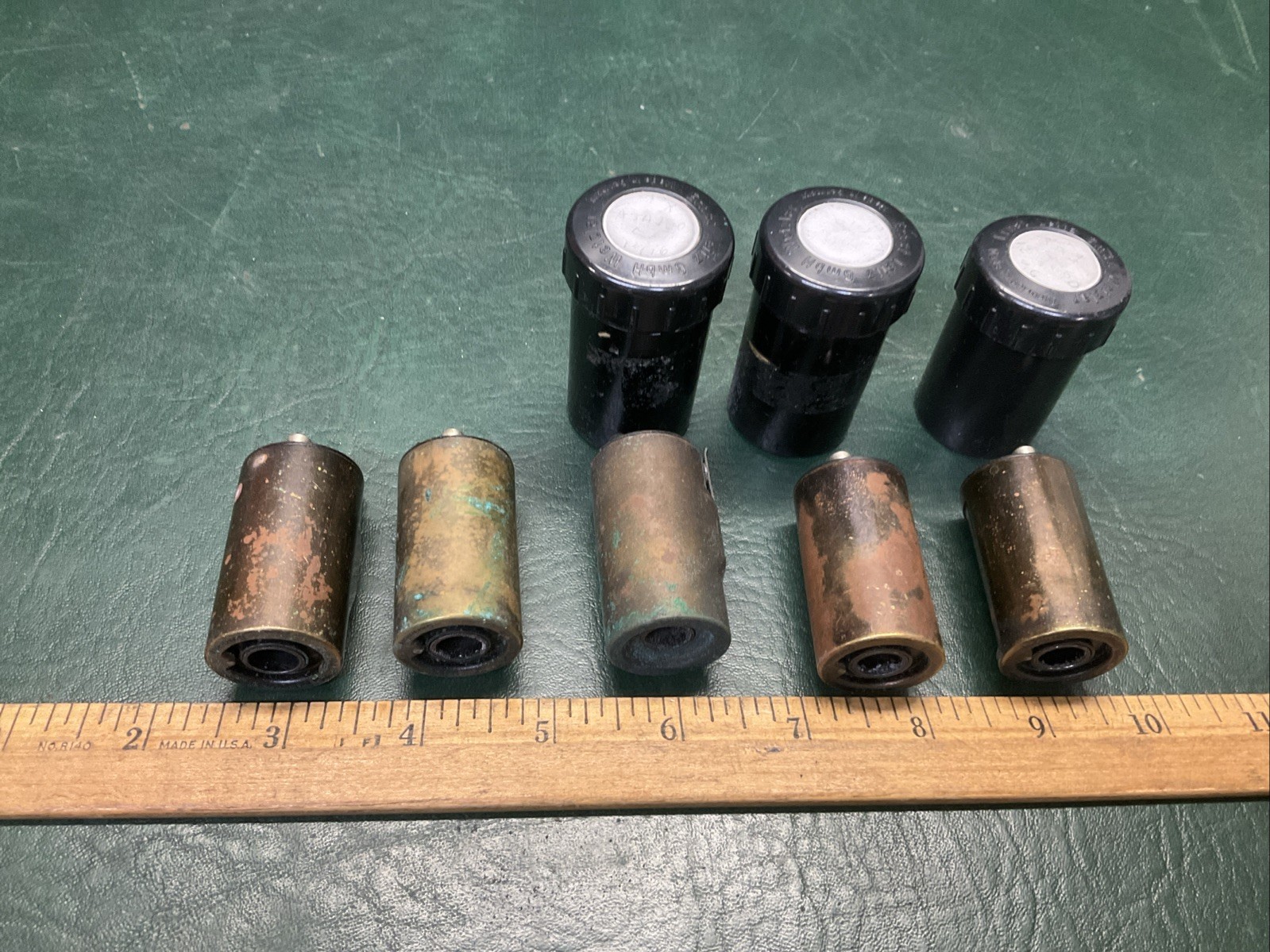5 Ernst Leitz GmbH Wetzlar 35mm Reloadable Film Canisters w/ 3 Cases