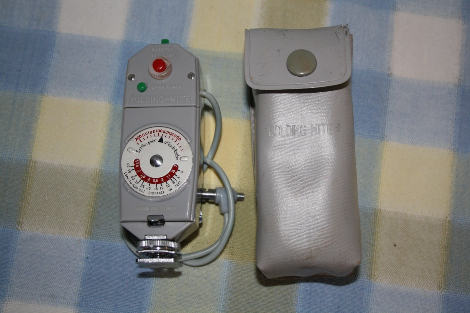 Vintage Folding-Mite Flash Unit