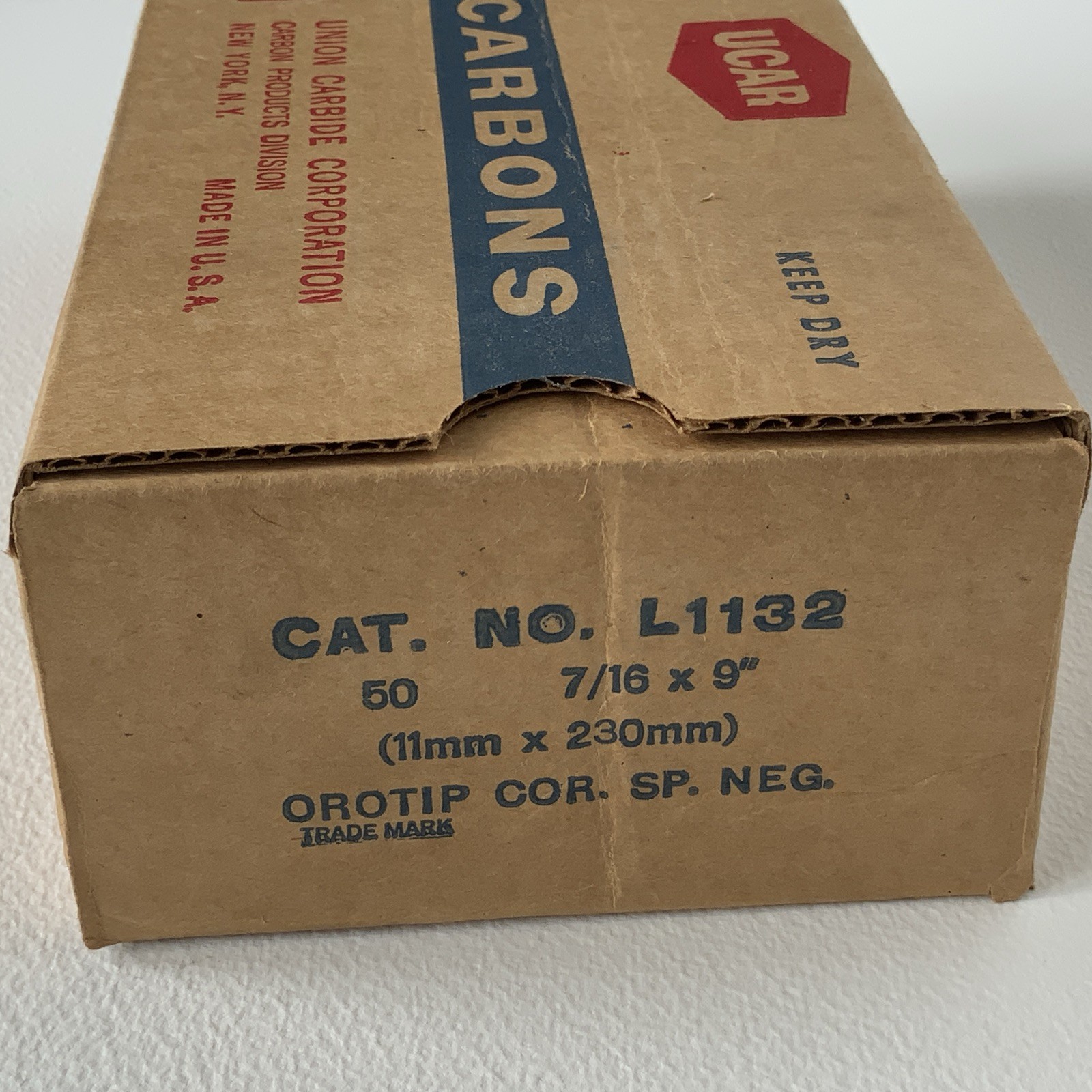 UCAR CARBON ARC RODS Copper Cover Cinema BOX of 50 pcs 7/16″ x 9″ NEGATIVE