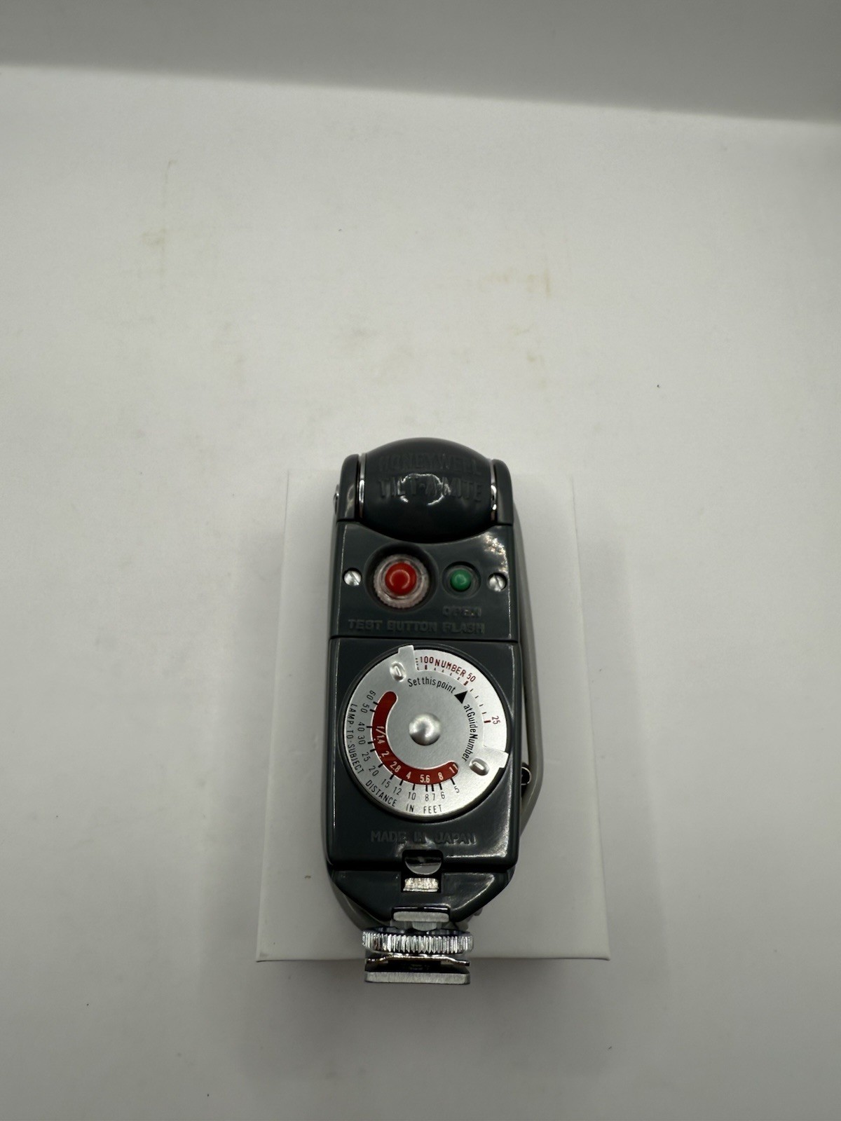Honeywell Tilt-A-Mite Camera Flash Unit Collapsible Fan Style With Box Vintage