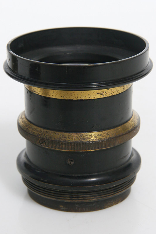 Jaeger & Goergen Munchen Brass Barrel Lens – approximately 10 inch