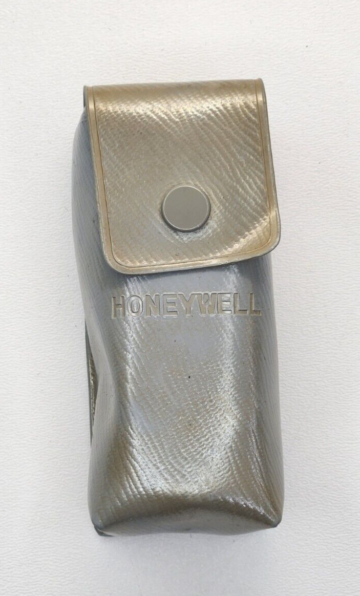 Vtg Honeywell Photo Products TILT-A-MITE Camera Flash Fan Fold Reflector w/ Case