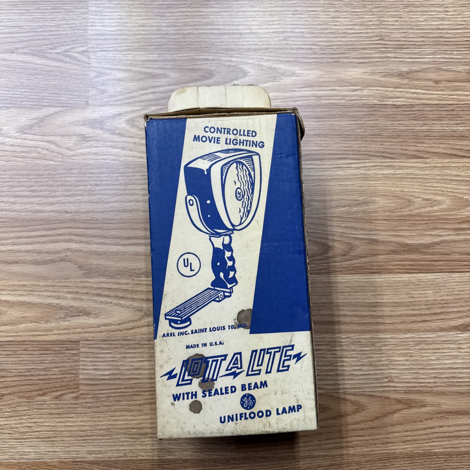 Vintage Arel Lott A Lite Home Movie Lighting Sealed Beam GE Uniflood Lamp Works