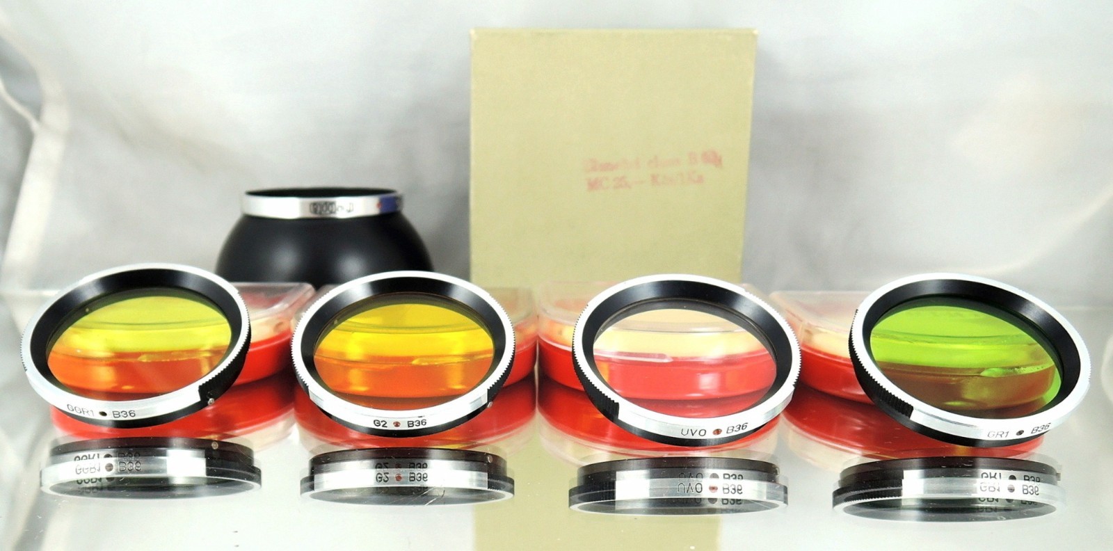 Flexaret Shade hood + Set of four color filters B36 MEOPTA Genuine Accessories