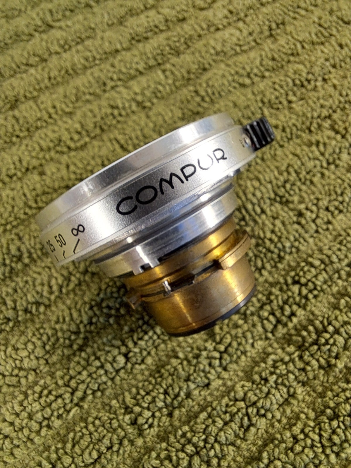 Schneider-Kreuznach BRAUN-Xenar f2.8/50R Compur Lens Front Part Only – Germany