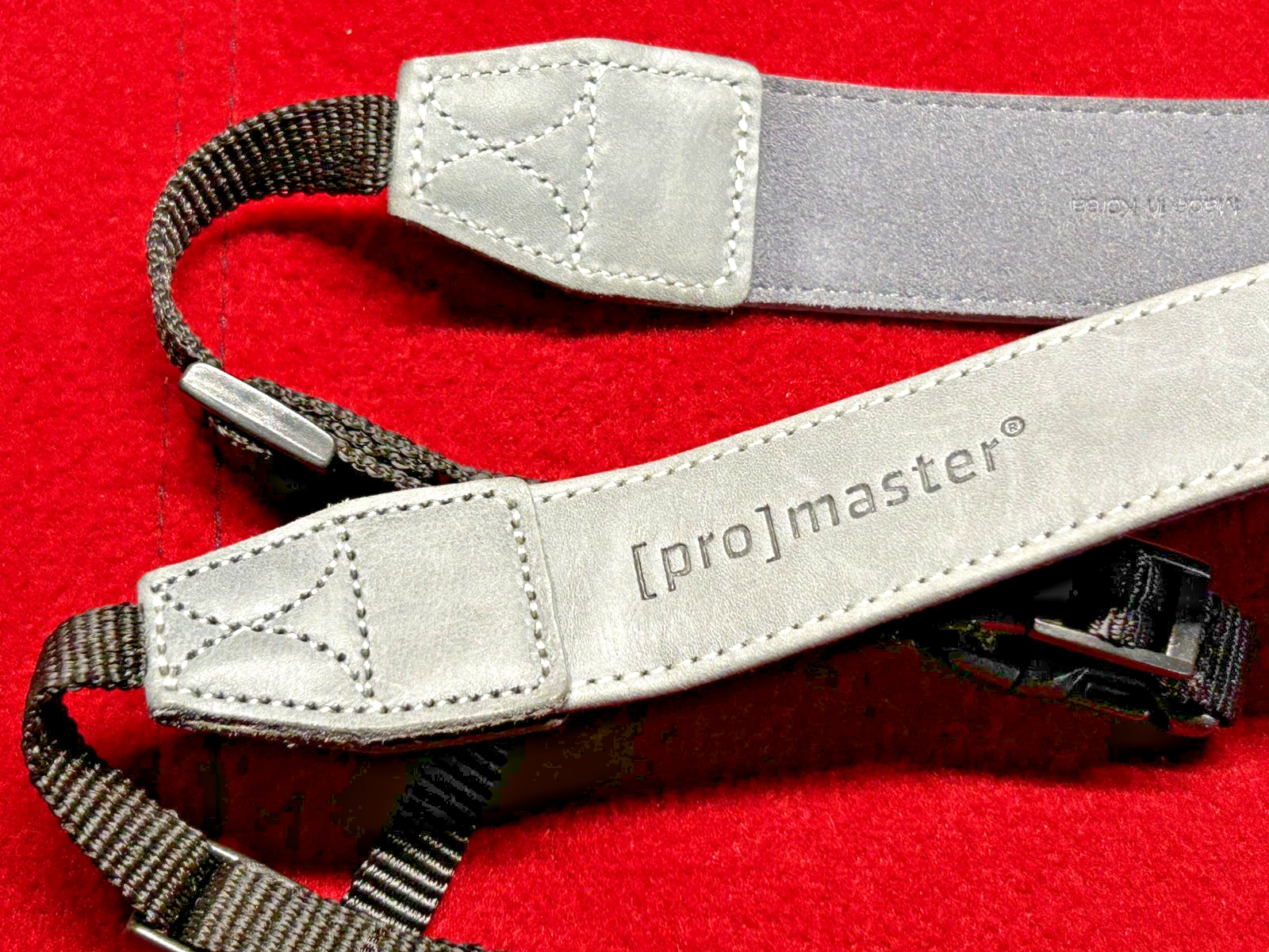 Promaster Camera Neck Strap Fits Many cameras Canon Nikon Sony (grey)
