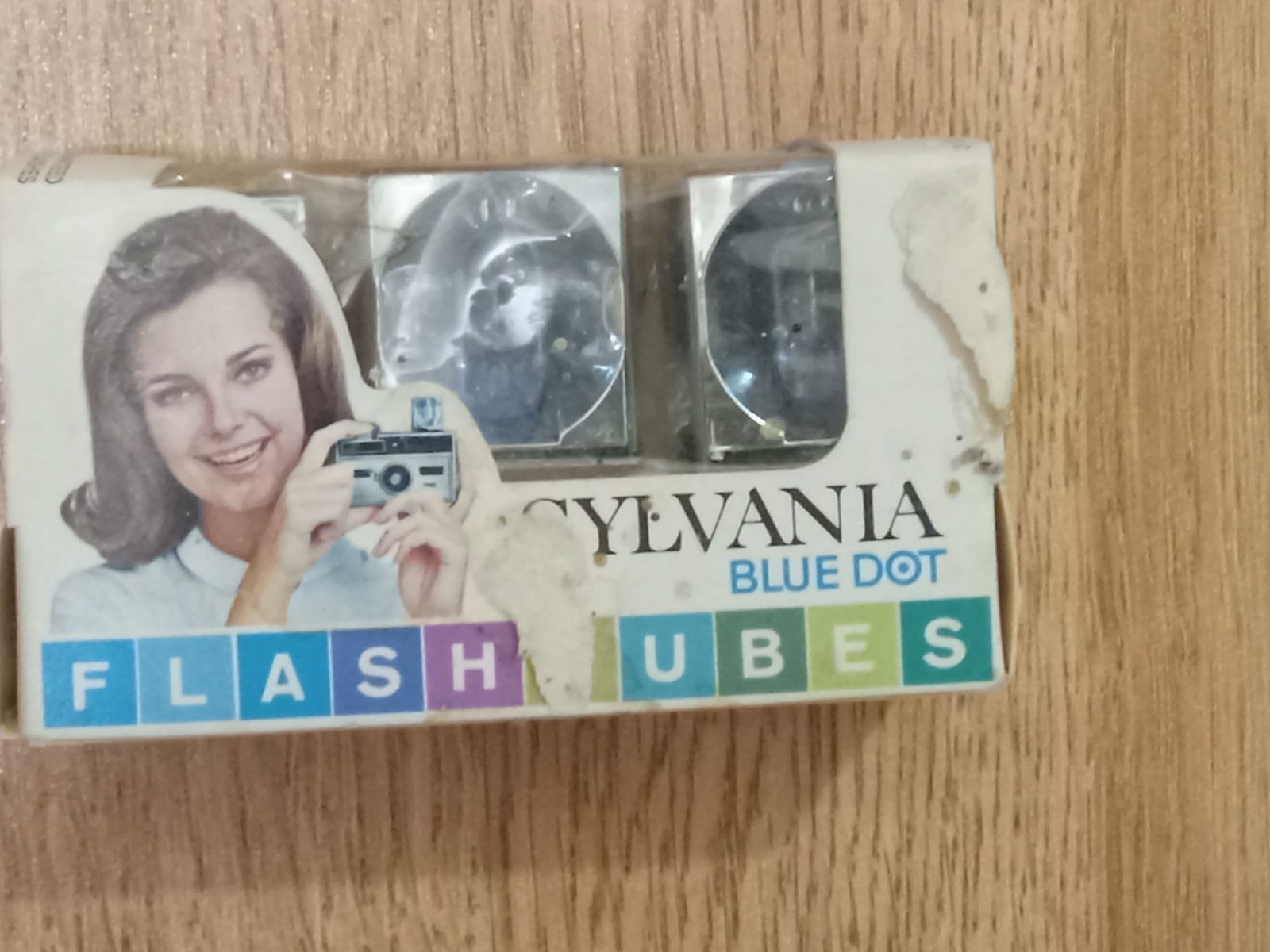 Sylvania Blue Dot Flash Cube 3 cubes 12 flashes – new in box