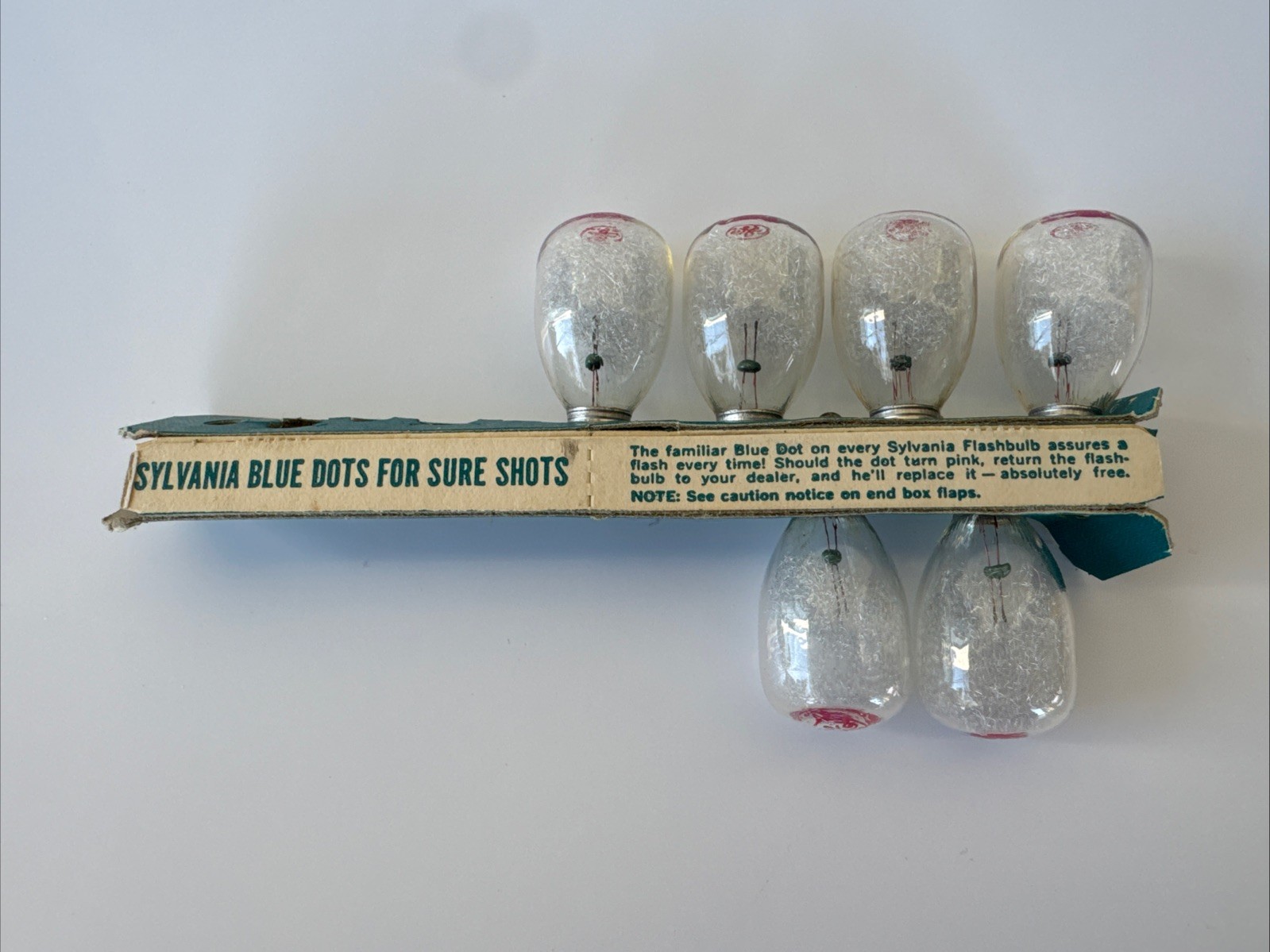 Sylvania Blue Dot Flashbulbs M3B Open Box