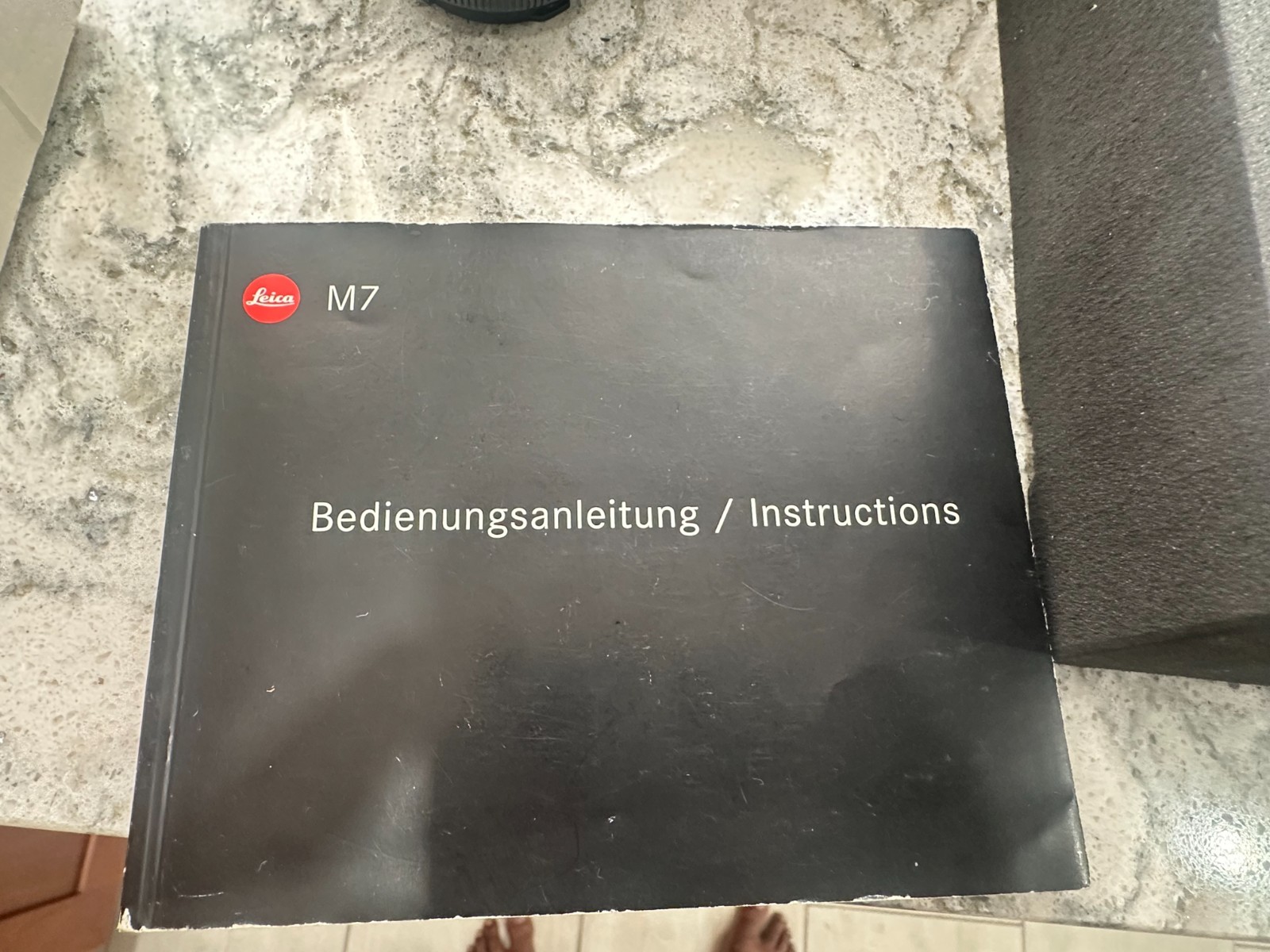 Original Leica boxes: Two lense boxes,One camera body box. See details in photos