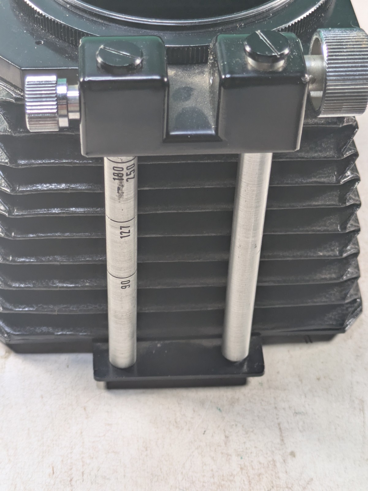 MAMIYA Japan G-2 RB/RZ Bellows Mount – Works, No Viable Light Leaks
