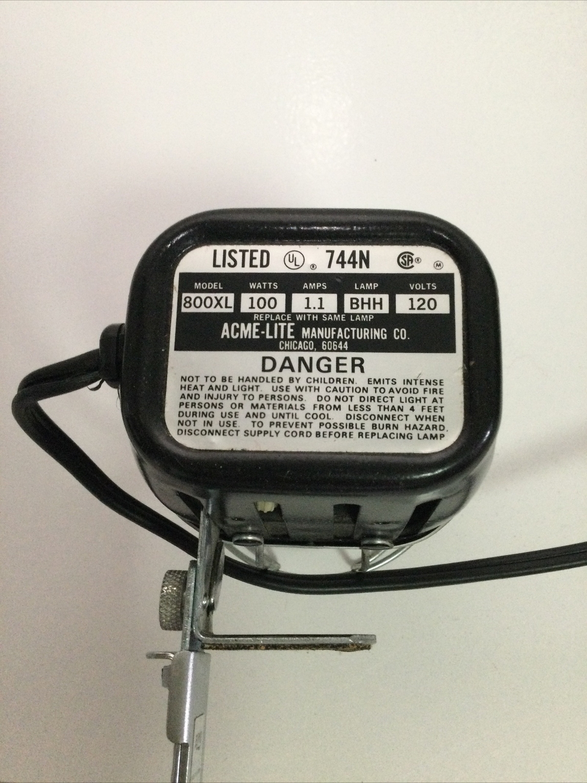 ACME-LITE MODEL 800XL 100 Watts & Bracket ELMO ￼3264-4 Working Good
