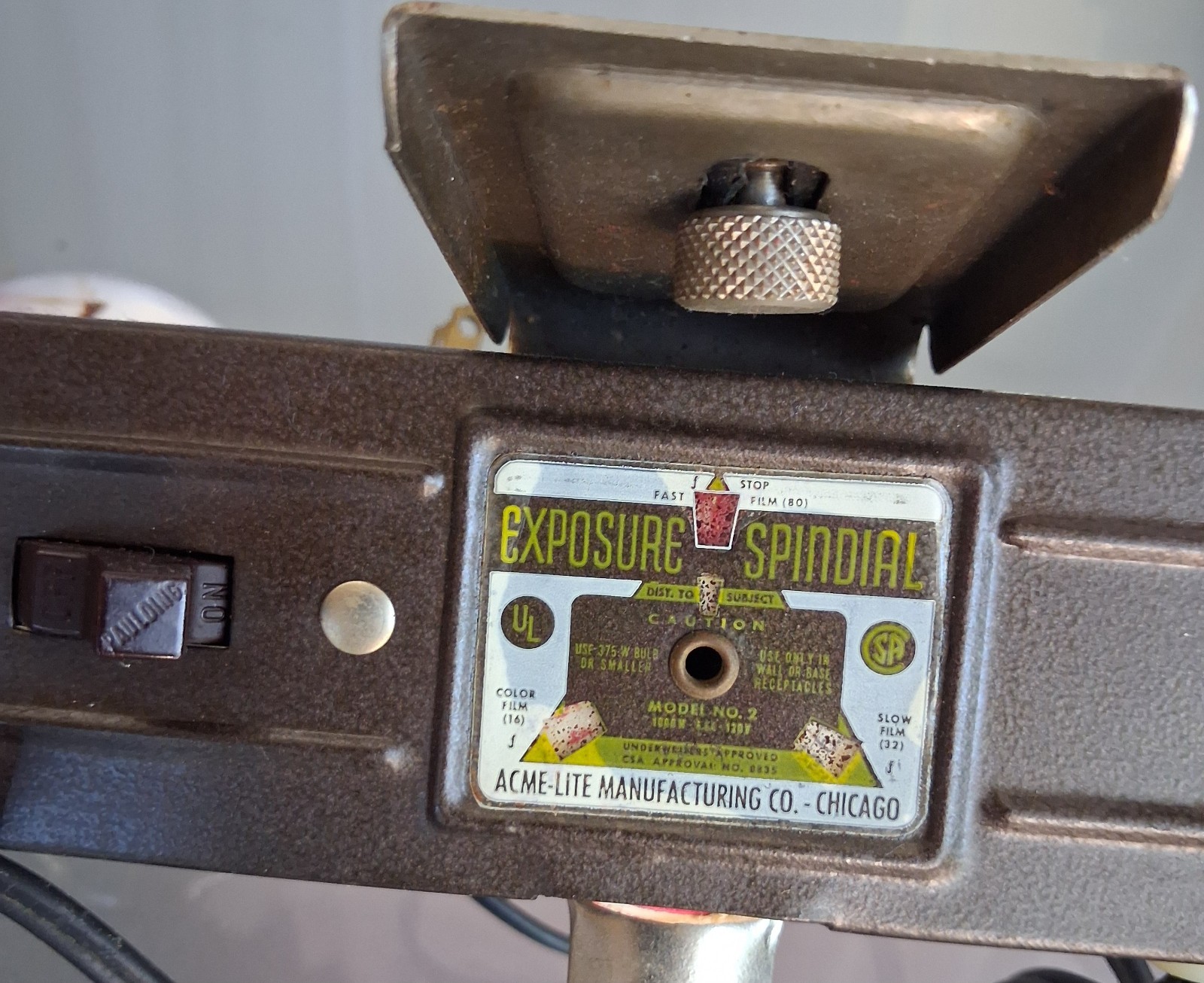 Vintage Acme-Lite Chicago Mov-E-Light, 1950s Camera Light Bar, Still Works