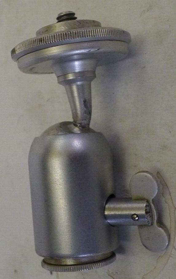 Steinheil Tripod Mount Ball Head For Flash Extension 2 1/2″ – Made in Germany