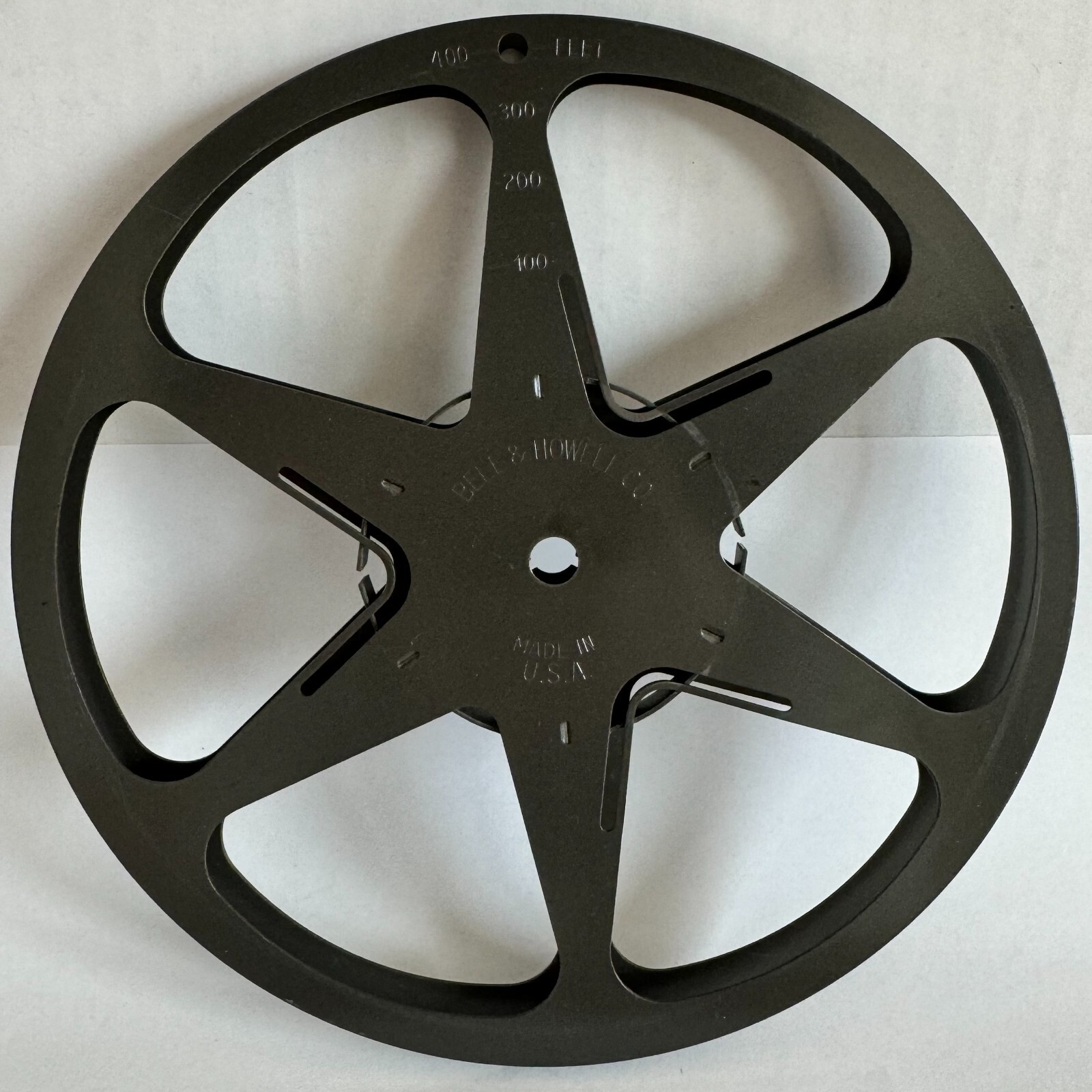 Bell & Howell 7″ Brown 400′ 8mm Film Take Up Reel In Aluminum Cannister