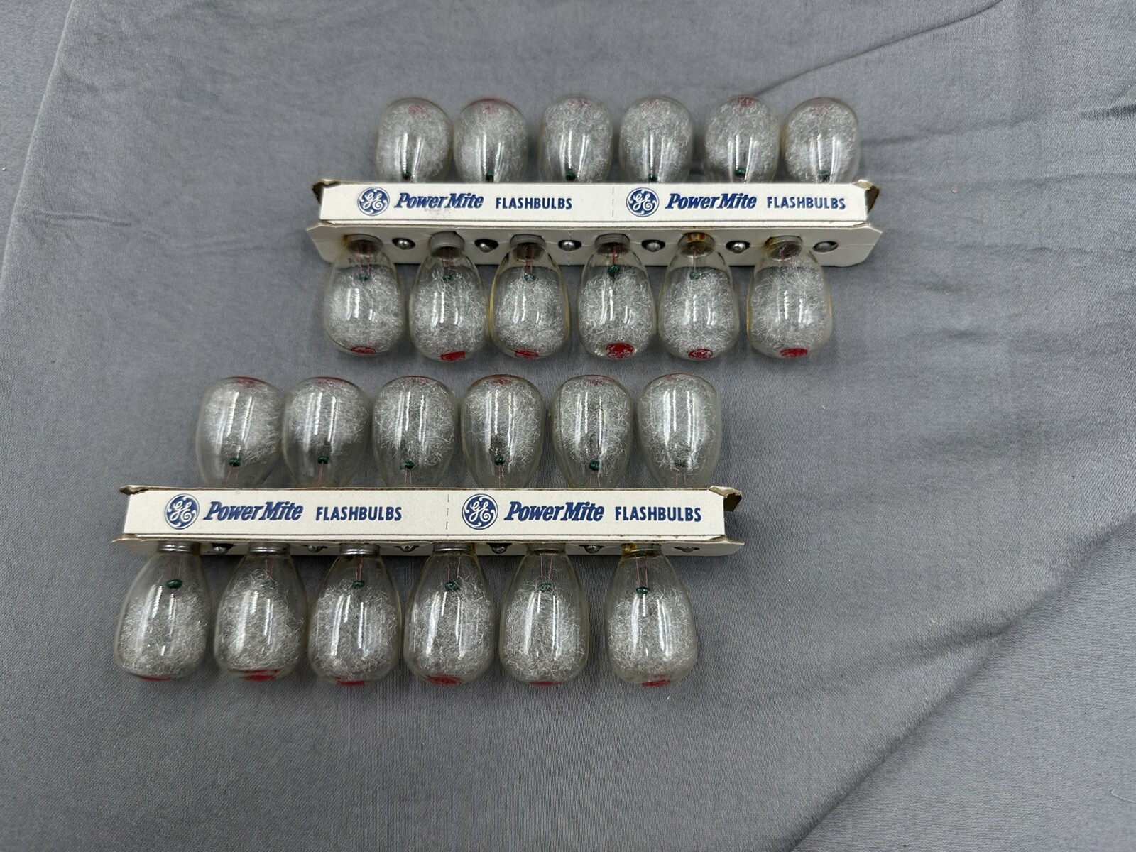 Vintage 2 Boxes Of 12 General Electric Clear M2 Camera Flashbulbs GE Made In USA