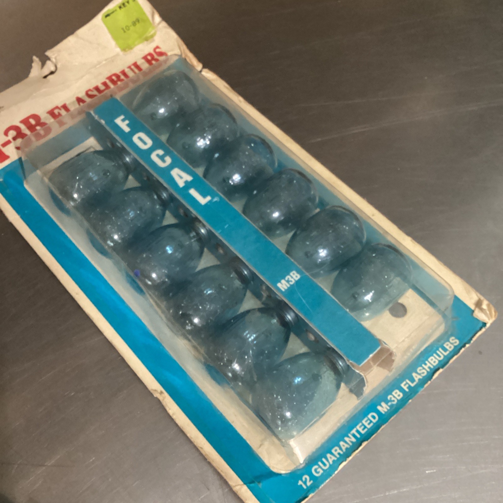 Vintage Sylvania Blue Dot Flashbulbs AG1B – 1 Box – With 1 Box M3 Flashbulbs Lot