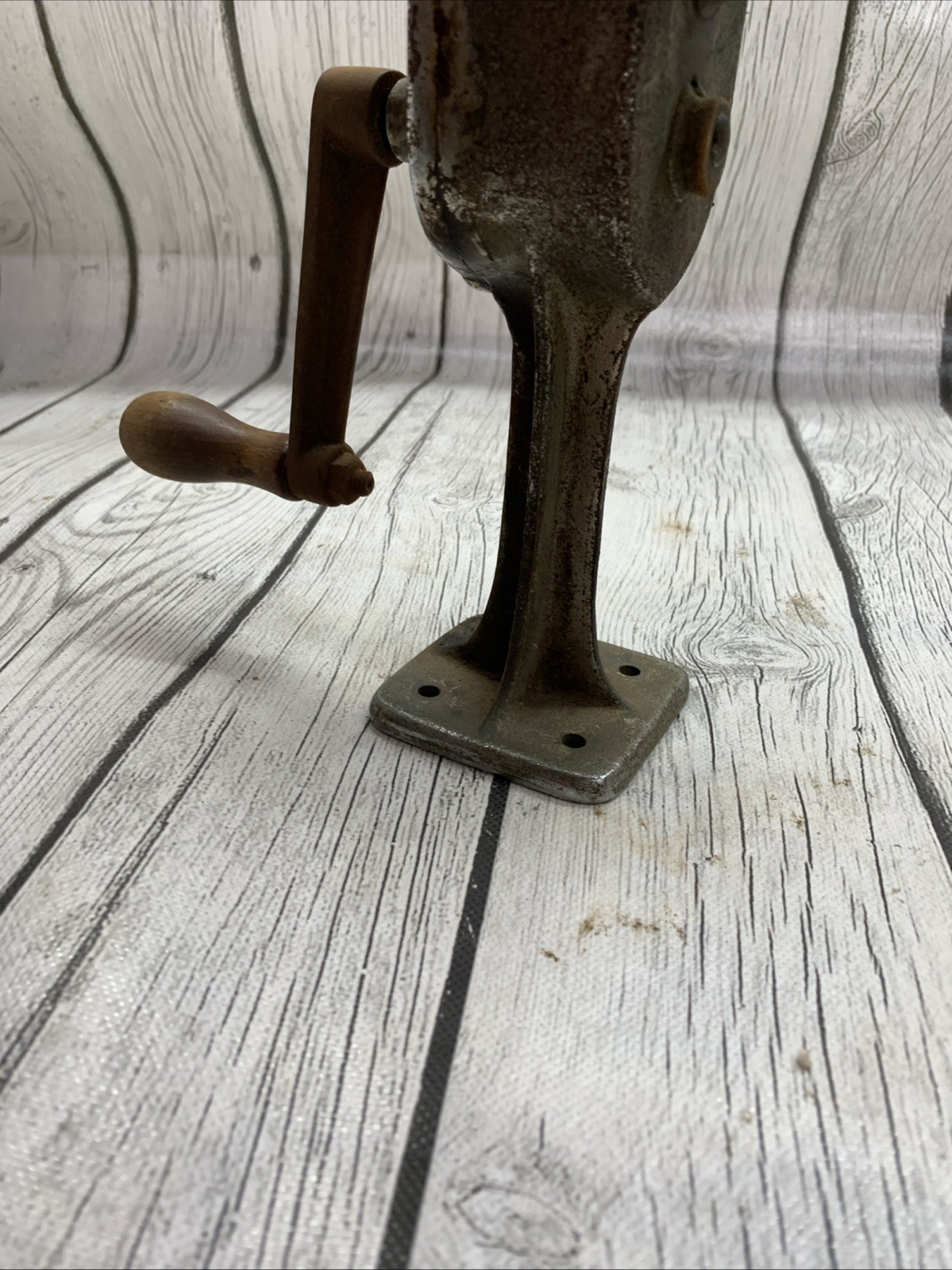 VINTAGE Duplex Reel Spool Winder Cast Iron W/ Tan Handle Spool