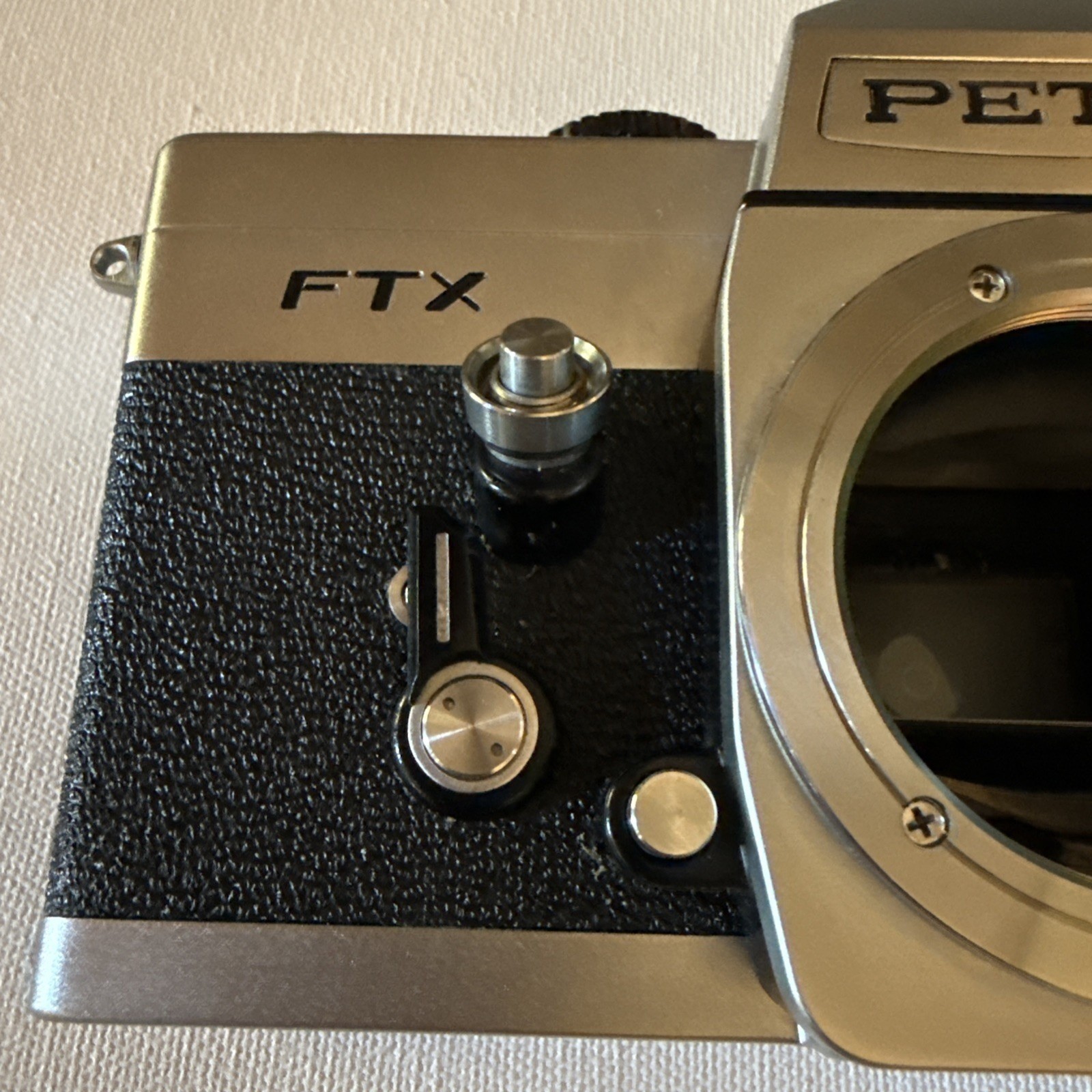 Petri FTX 35mm Film Camera Body Only Vintage Untested Repair No Lens PARTS ONLY