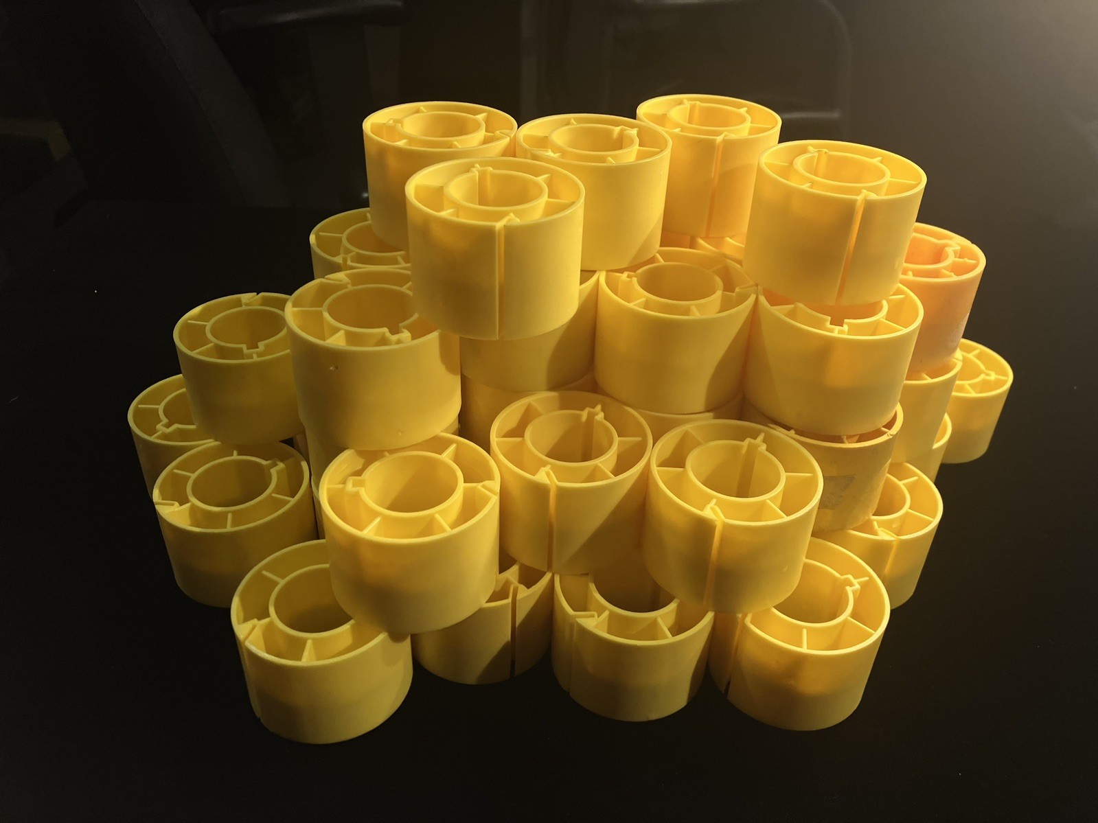 35mm 2″ Inch Film Core Take-Up Spools – Yellow – Lot of 50
