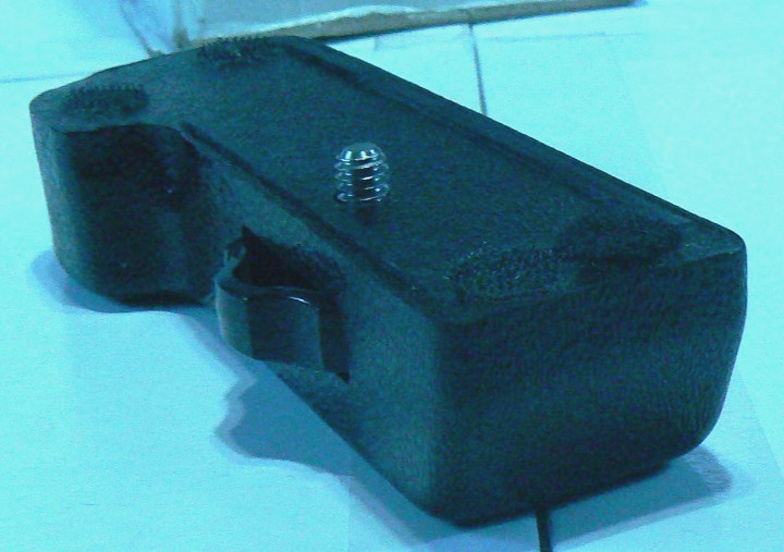 Canon Camera Extension Grip Bottom Base – Vintage – Model Unknown