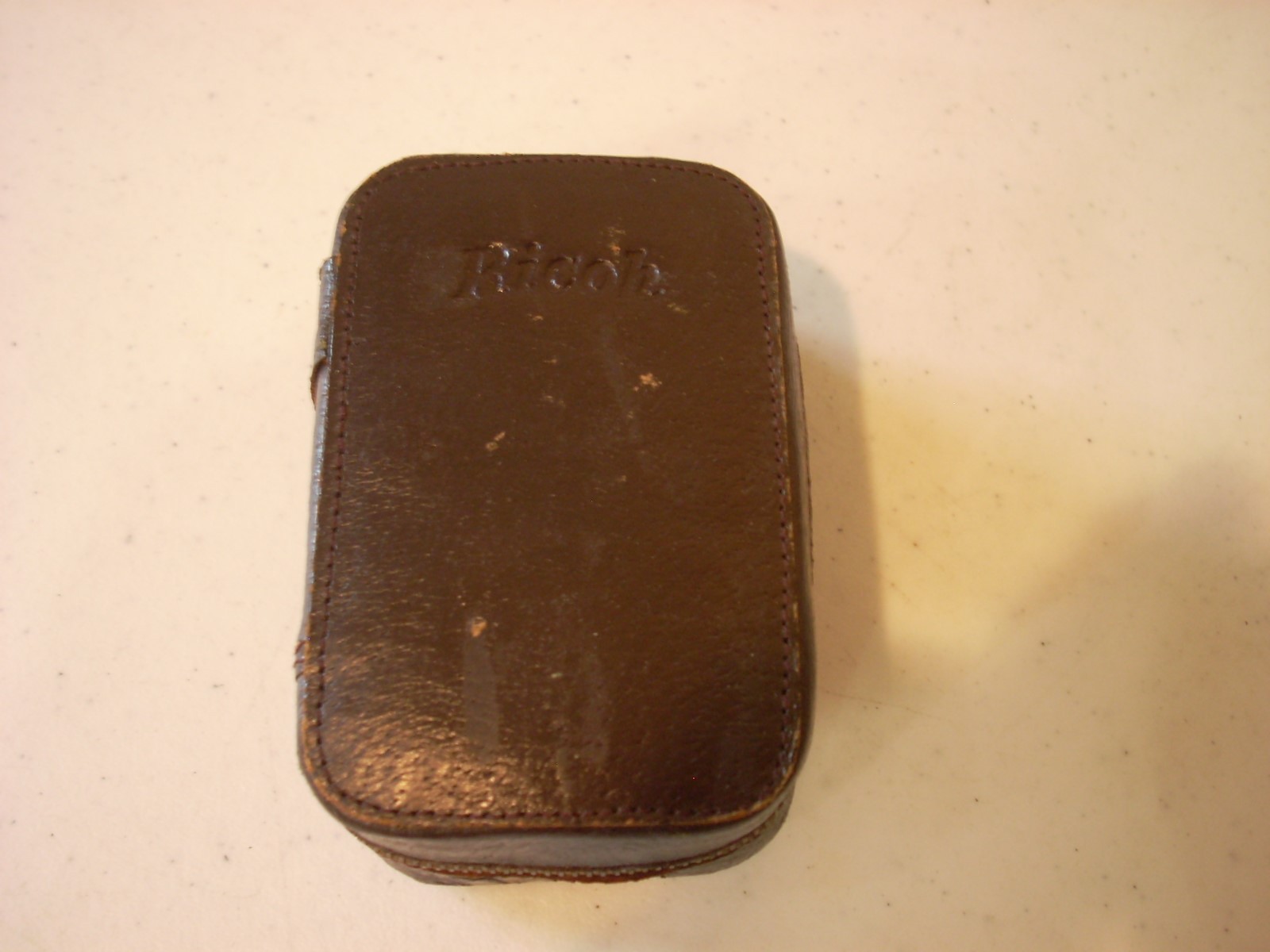RICOH Flash BC-605 with leather case and cord and manal Very Nice