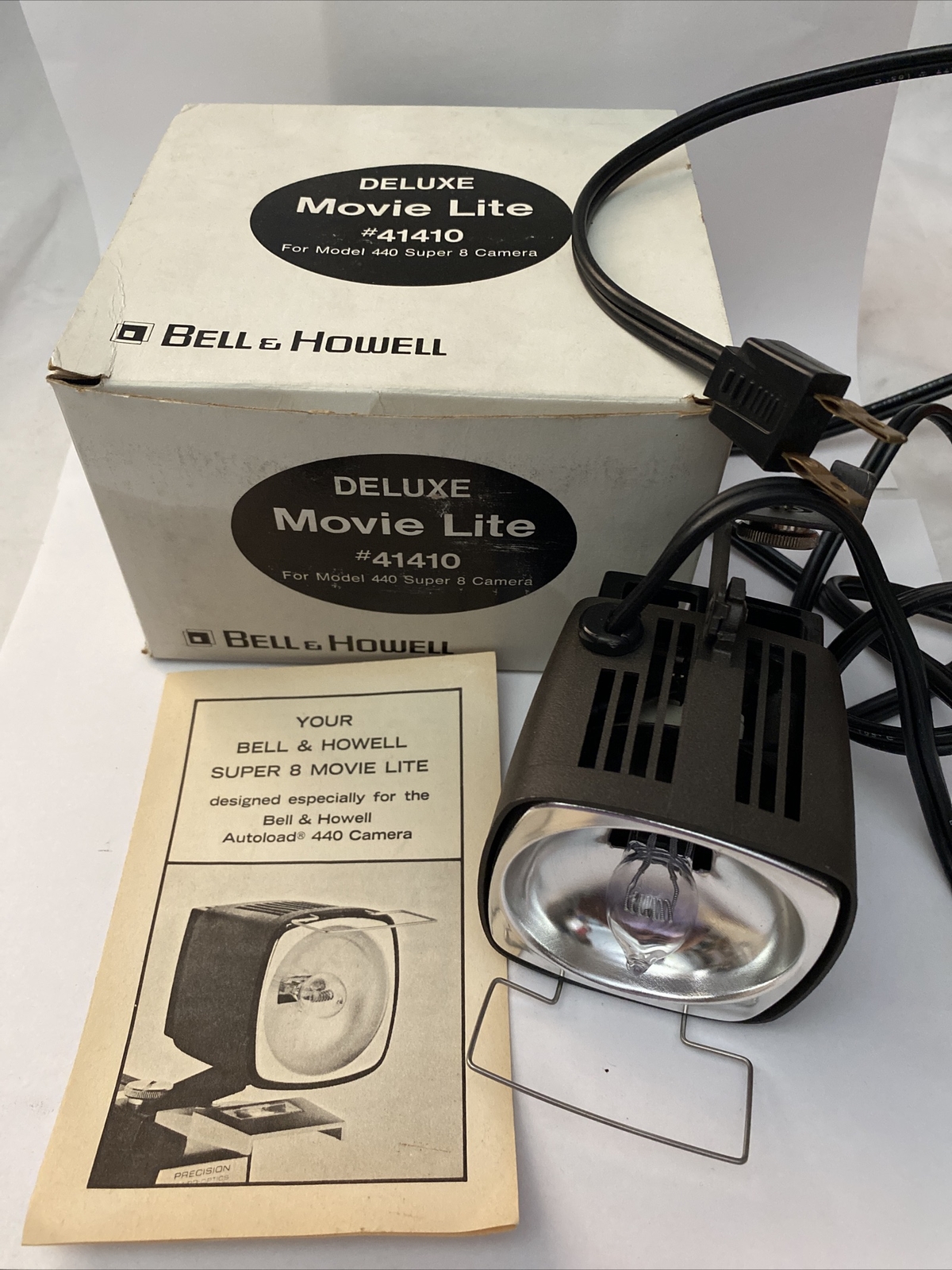 Vintage Bell & Howell Movie Lite #41410 For 440 Super 8 Camera In Box ~ Works!
