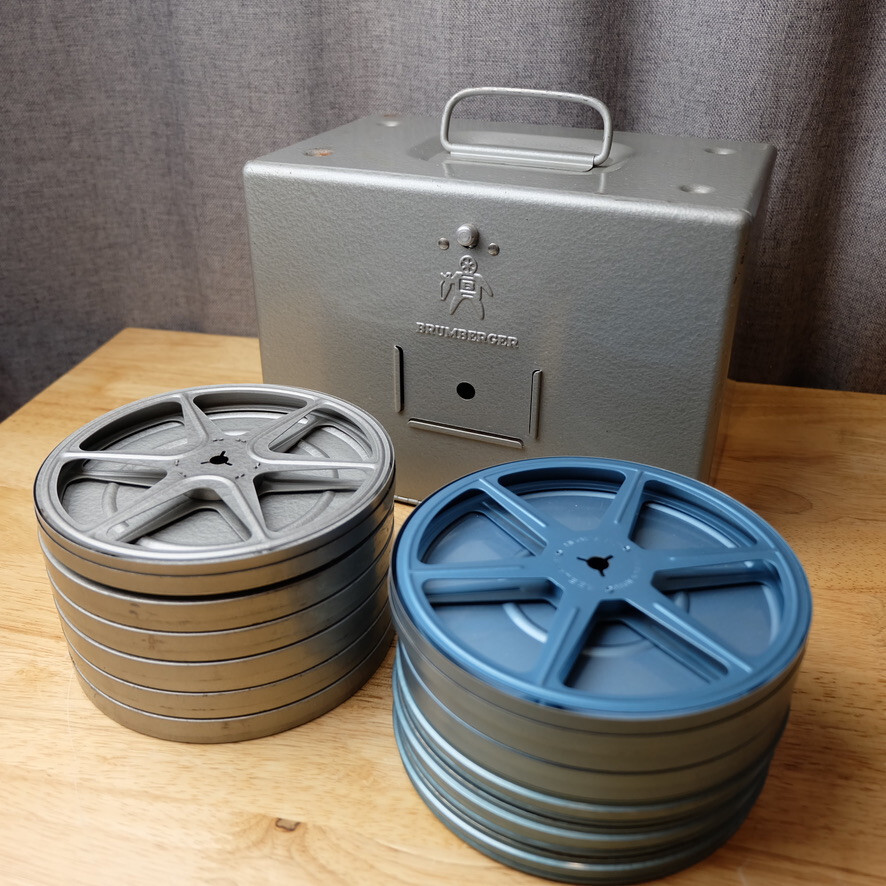 Vintage Brumberger Metal 8mm Film Case w/ 12 Empty 5″ Diameter Reels