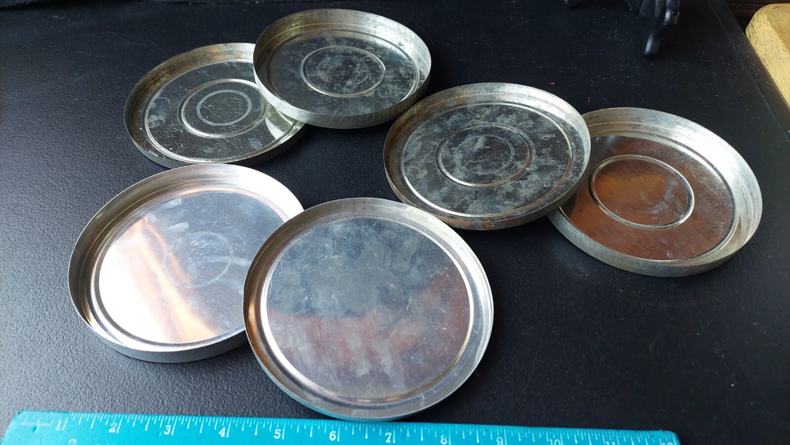 FILM REEL STORAGE TIN LOT. 5 in. 1 ALUMINUM, 2 METAL.
