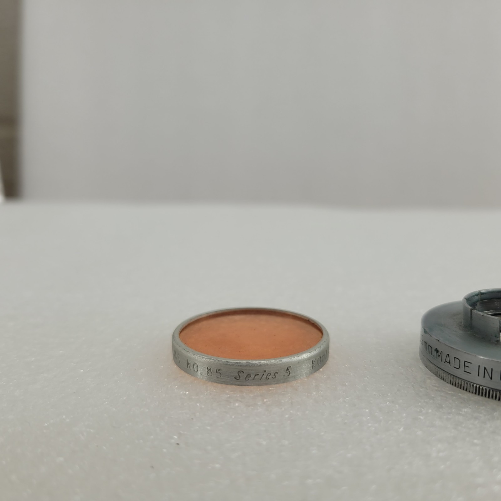 VINTAGE KODAK SERIES V FILTER ADAPTER RING 3/4 IN. 19MM Plus Daylight Filter