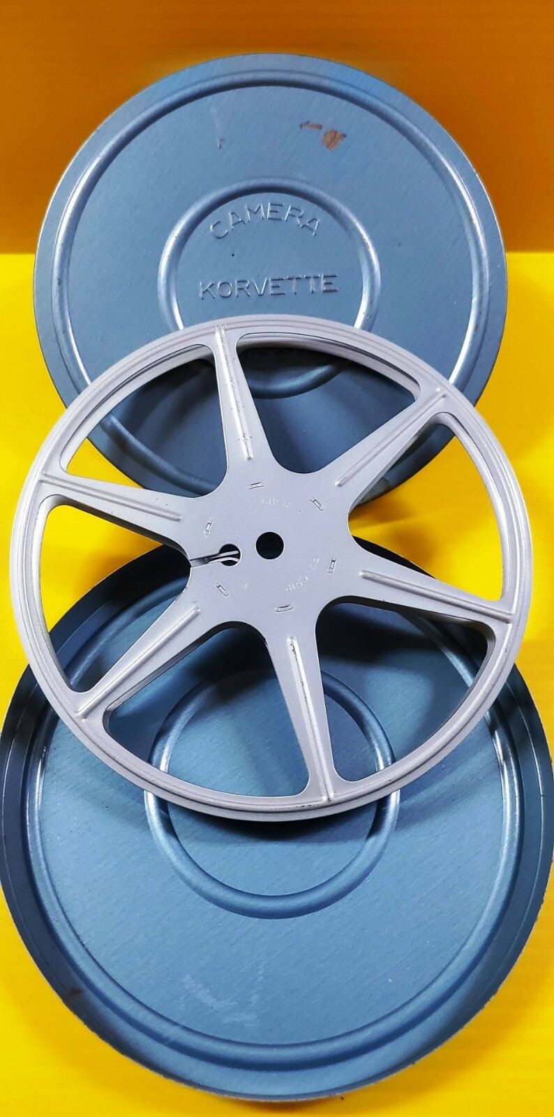 Korvette Camera Dept w/ Metal Movie Reel for Super 8 Film 8mm – EMPTY