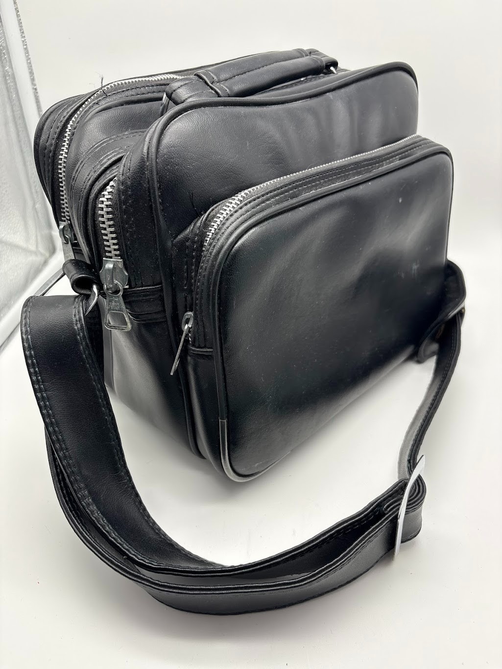 Vintage Camera Bag Made In Korea Black Three Star Zipper Coast S-1