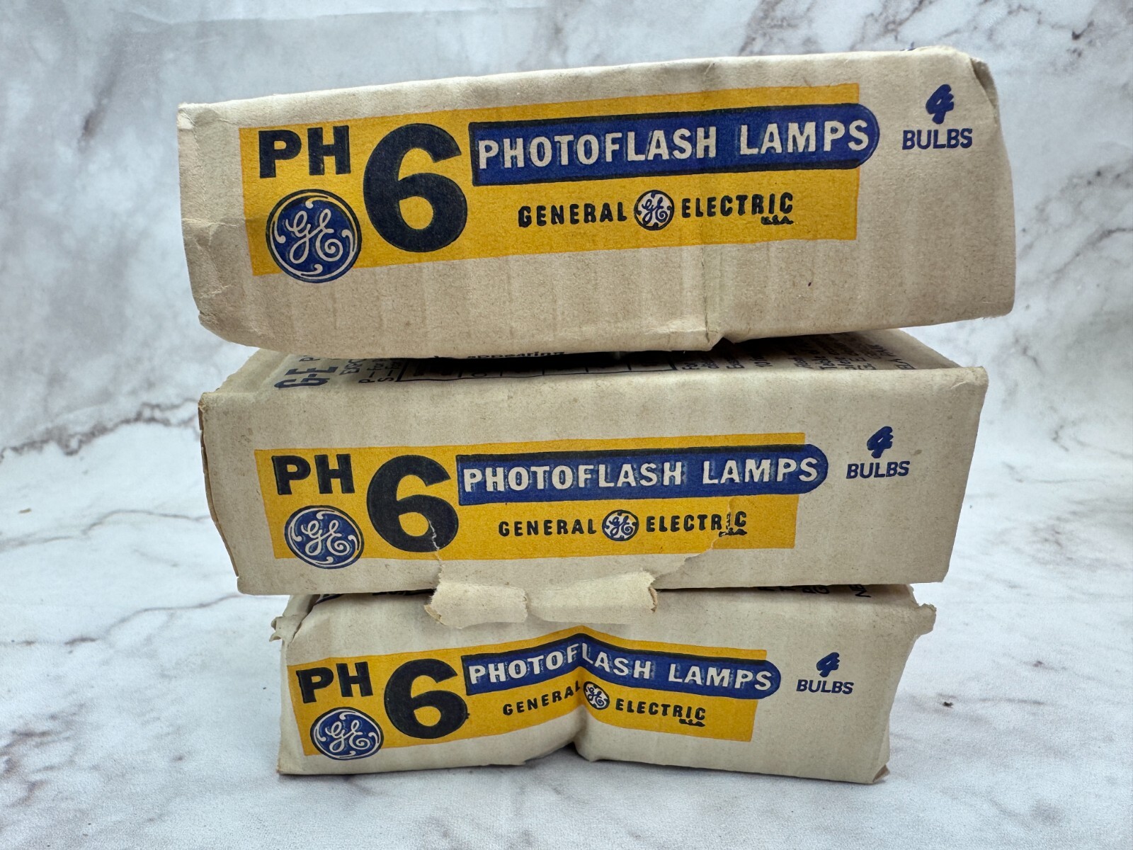 Vintage GE PH6 Photoflash Lamps Class FP Focal Plane Package of 12 Bulbs