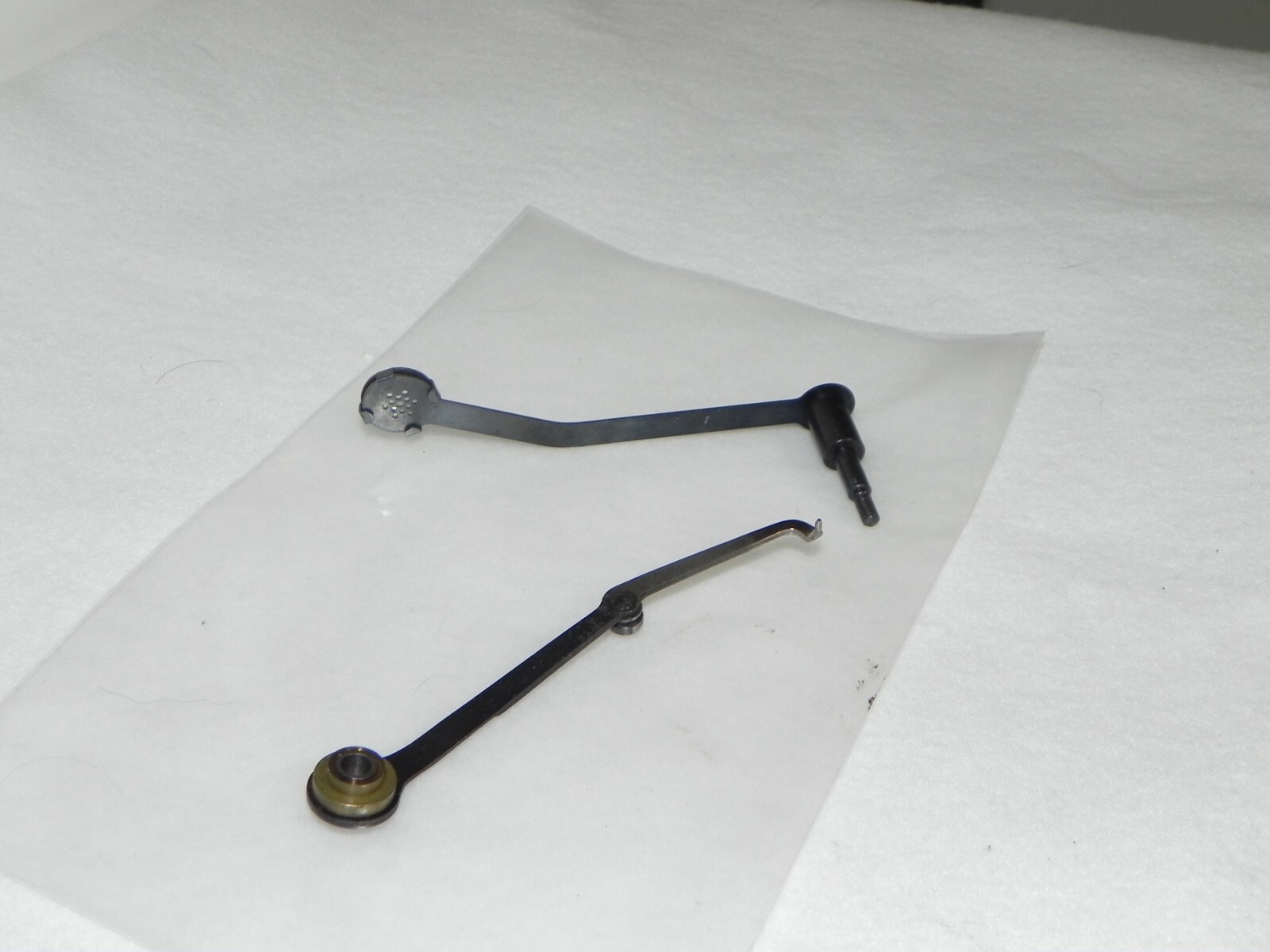 Ampro Futurist 8 Projector Parts: 2 levers