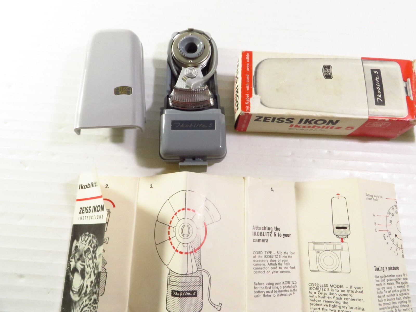 ZEISS IKON IKOBLITZ 5 Bounce Flash NEW IN BOX WITH INSTRUCTIONS