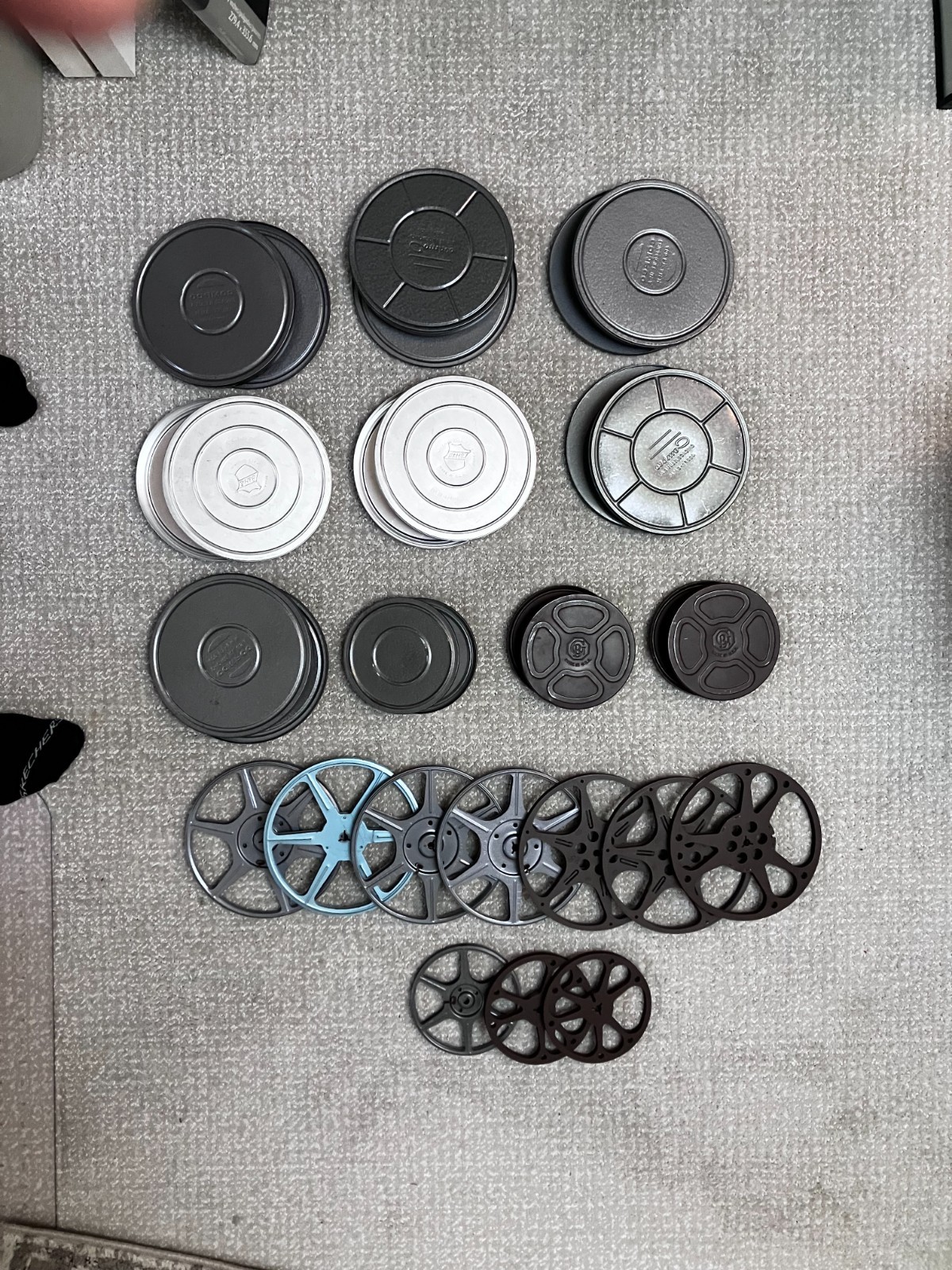 Lot of 10 Empty Metal 8mm Film Projector Reels with Cans