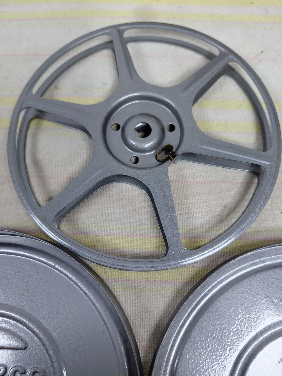 Vintage Compco Film Canister Movie Metal 5″ 8MM Reel 200ft Home Movies