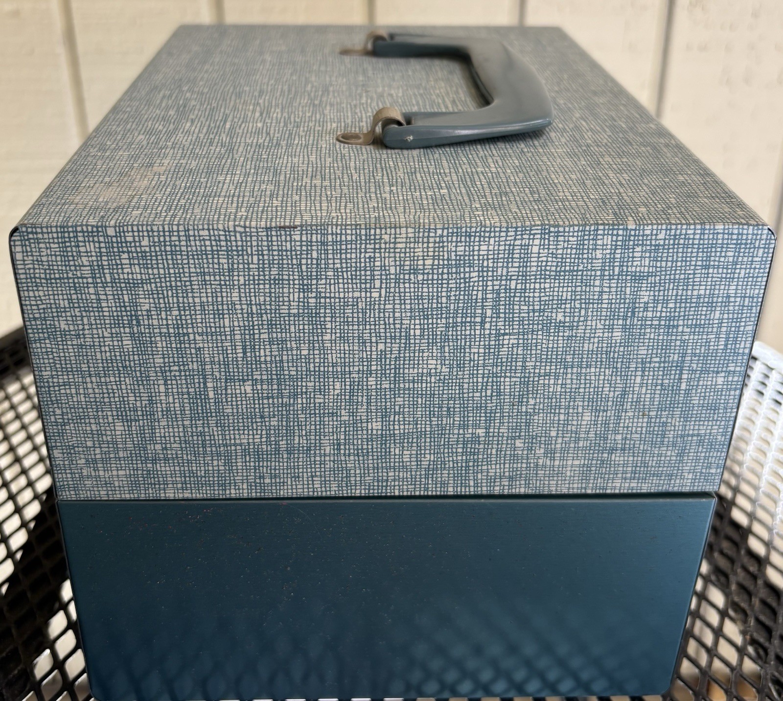 Vintage Metal Blue 8mm Movie Reel Chest Box 12 Slot Film Storage Case 9x7x6